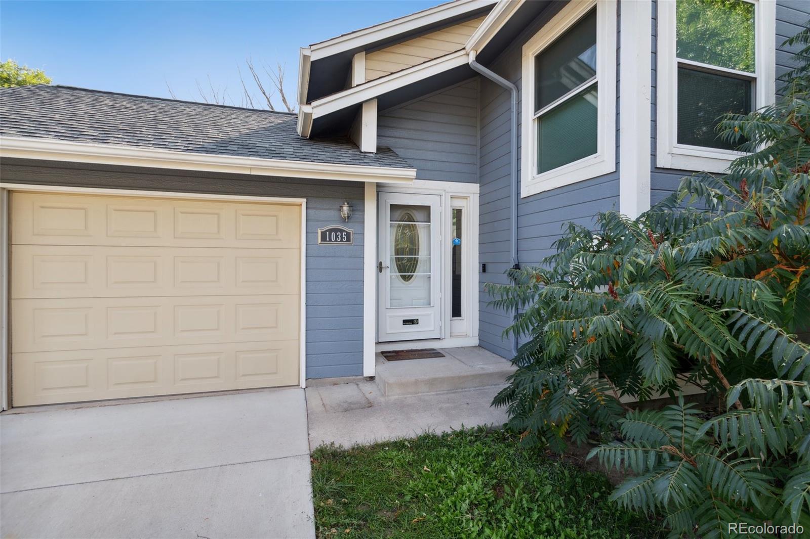 MLS Image #2 for 1035  greenbrier drive,colorado springs, Colorado