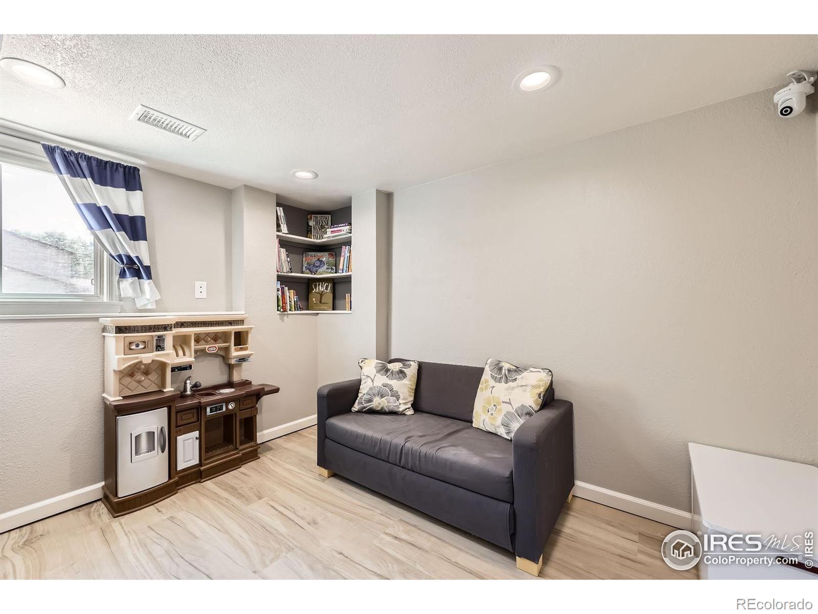 MLS Image #26 for 2447 e 100th way,thornton, Colorado