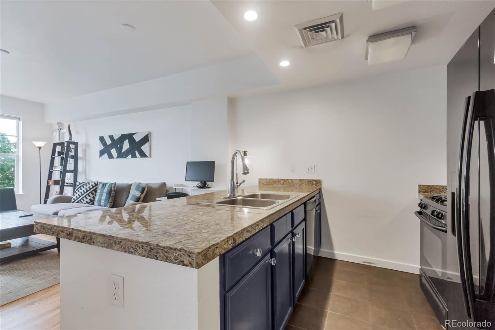 MLS Image #5 for 1441  central street,denver, Colorado