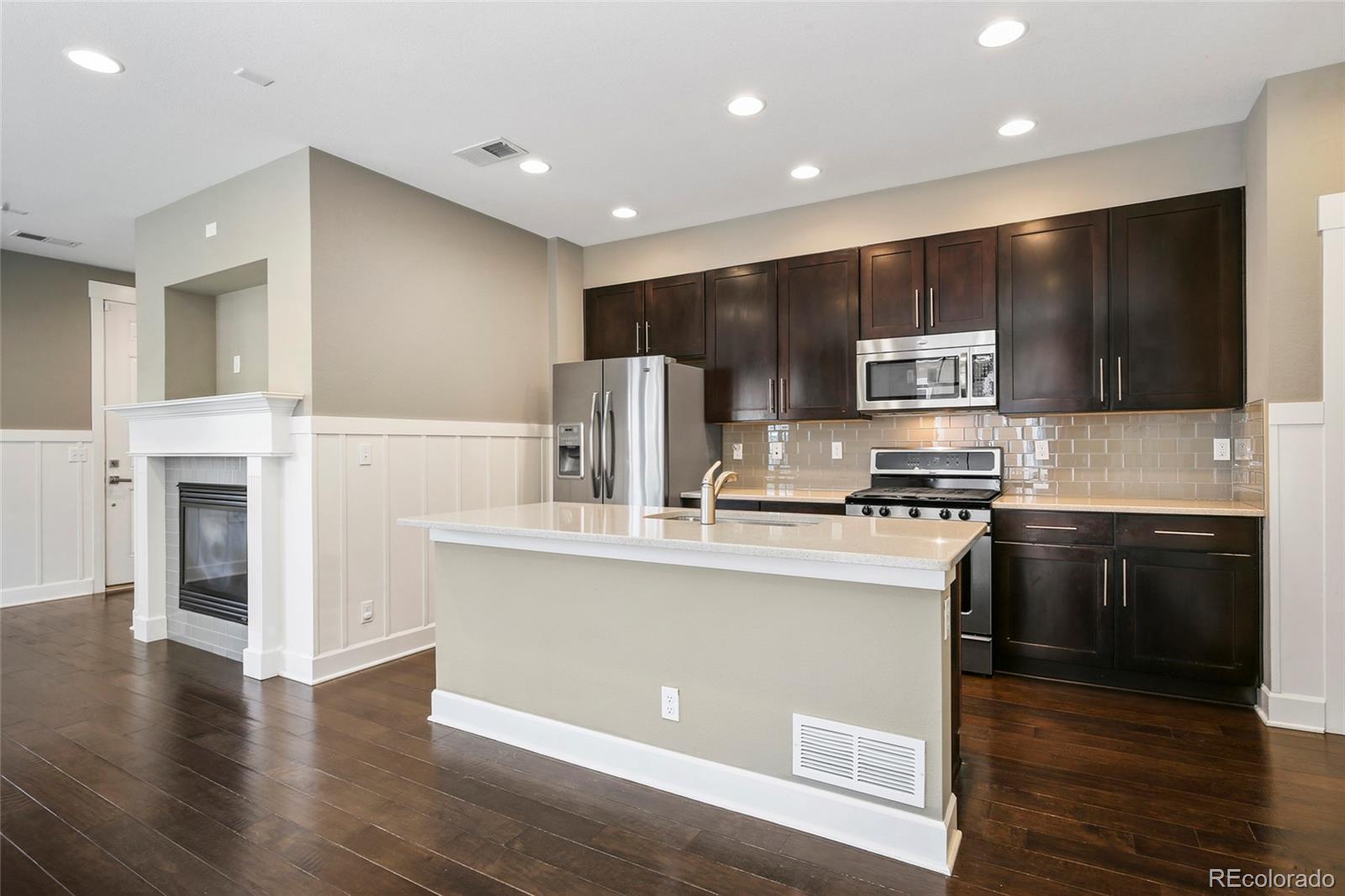 MLS Image #9 for 3450  valentia street,denver, Colorado