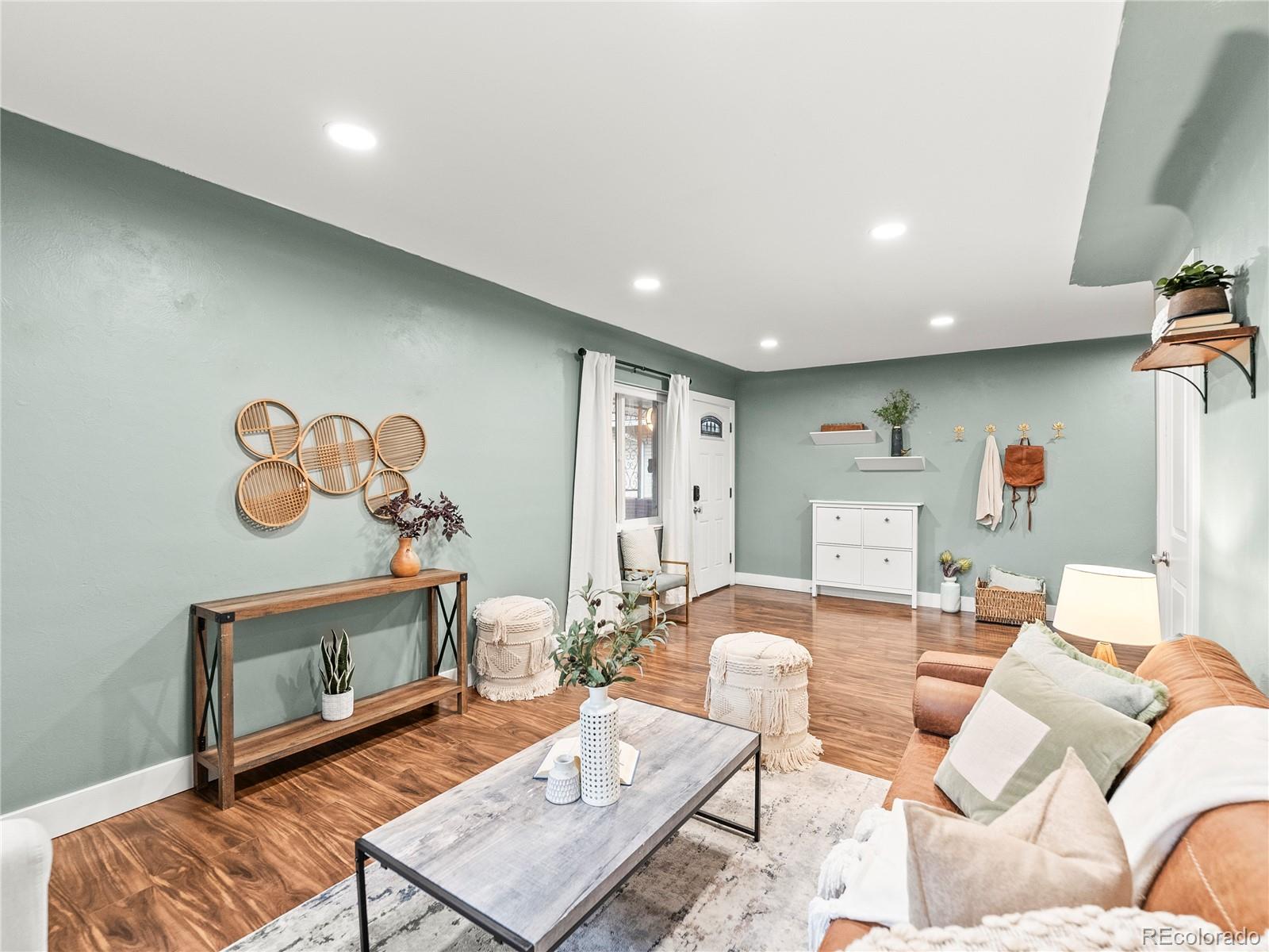 MLS Image #4 for 3555  leyden street,denver, Colorado