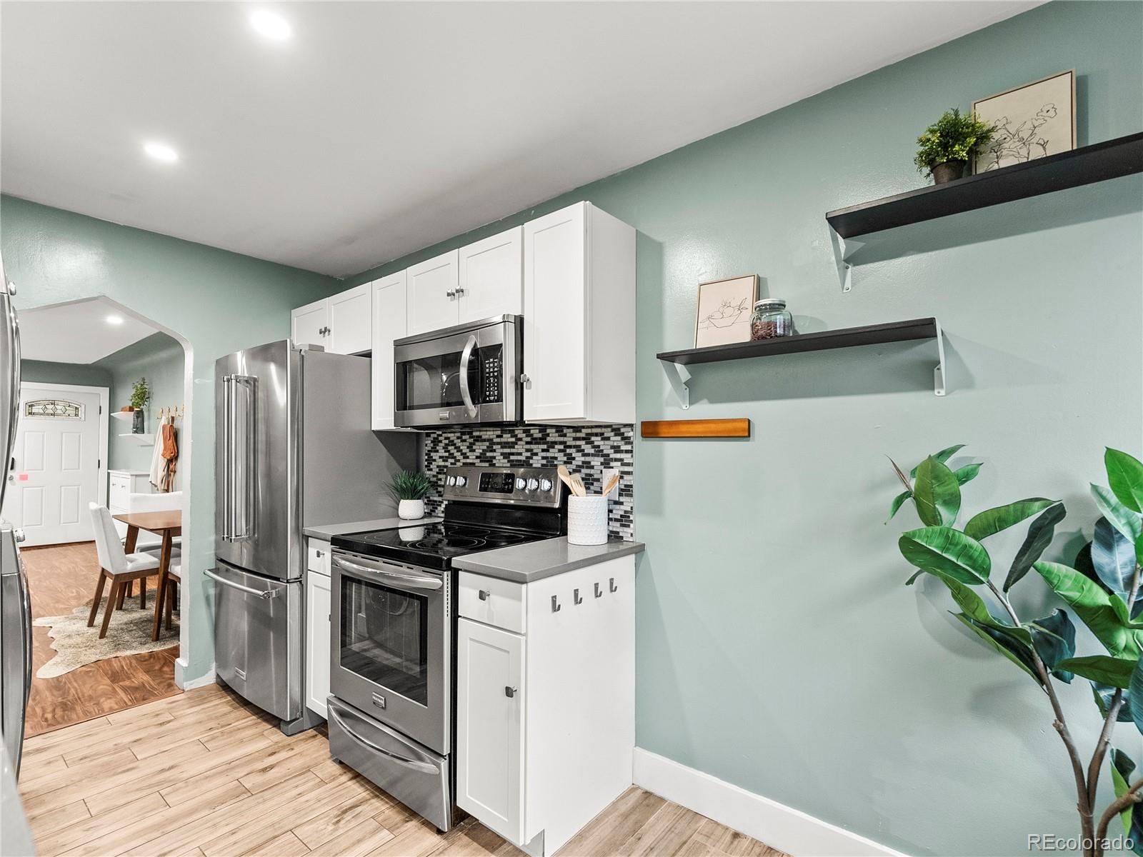 MLS Image #9 for 3555  leyden street,denver, Colorado