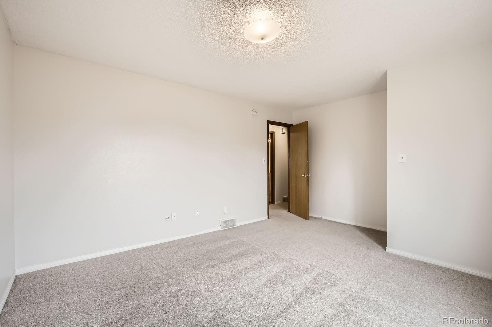 MLS Image #12 for 3021  11th avenue,evans, Colorado