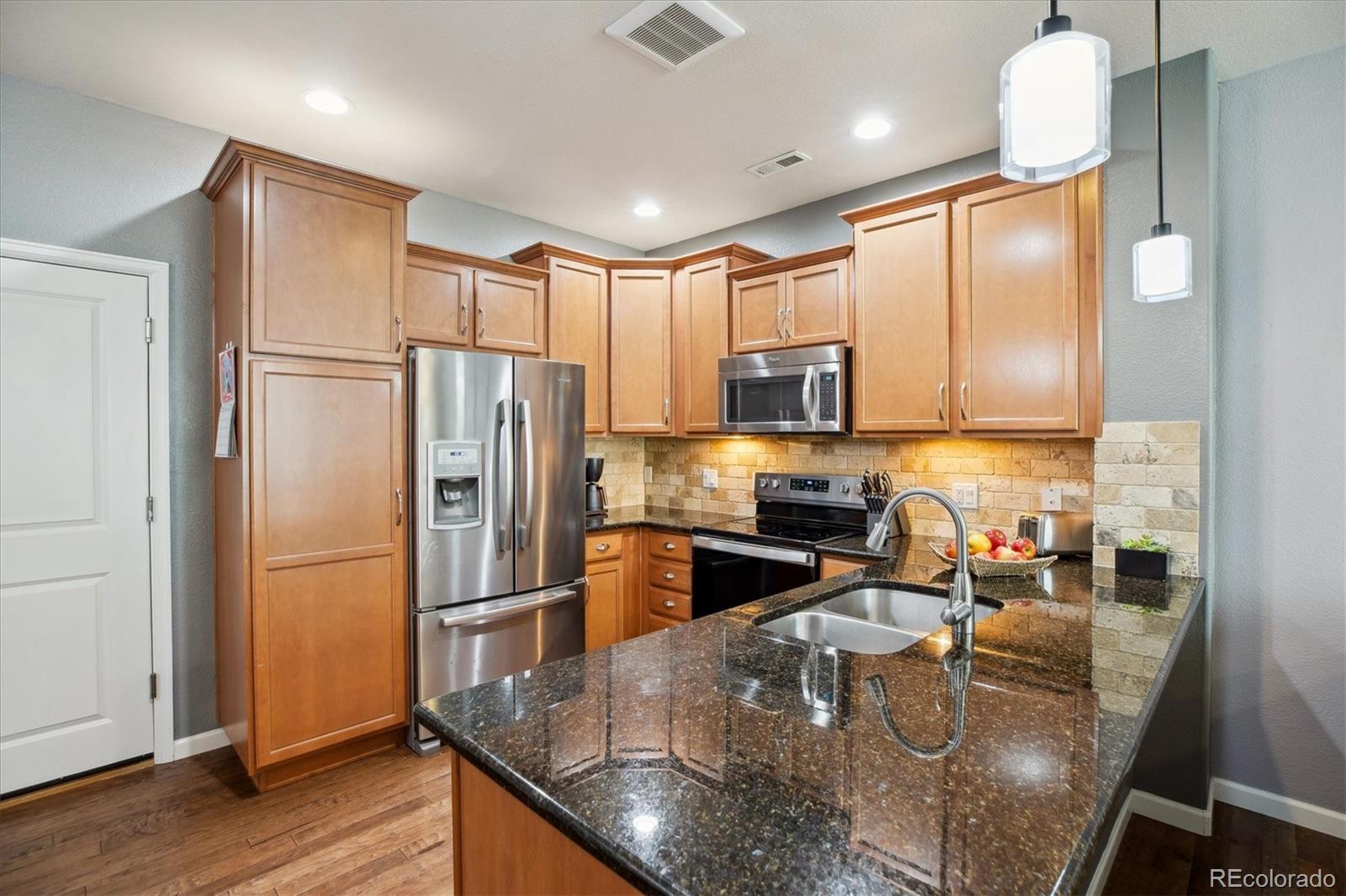 MLS Image #6 for 16031 w 63rd lane,arvada, Colorado