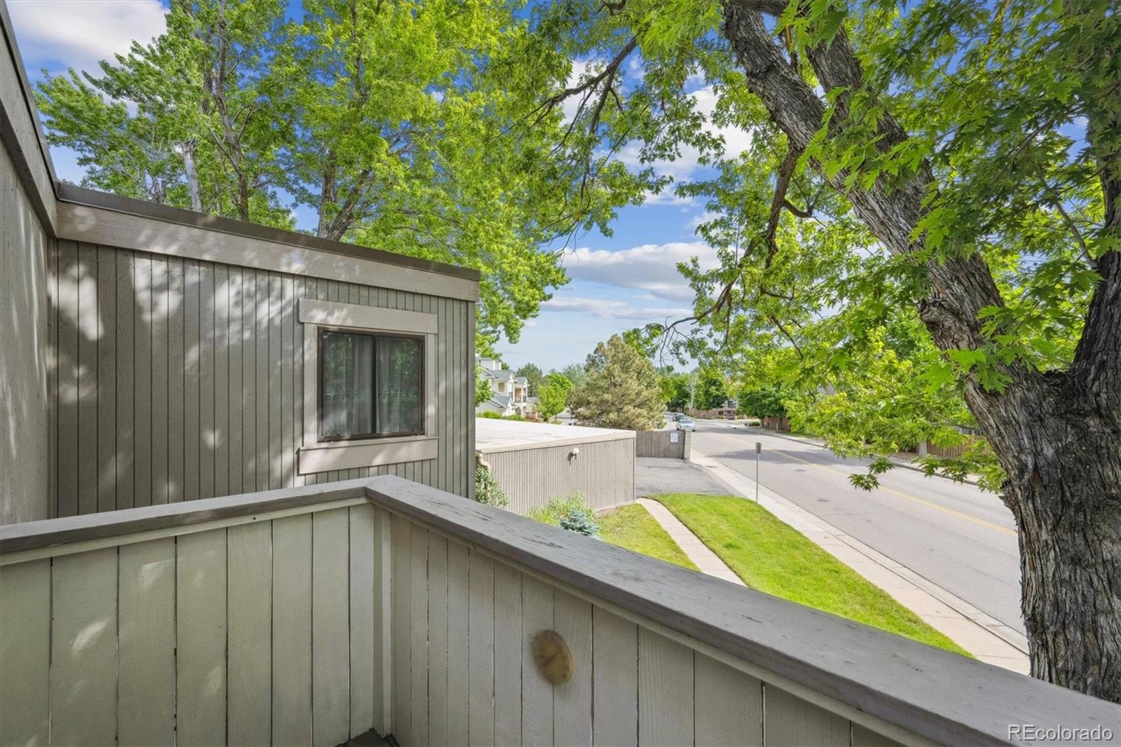 MLS Image #17 for 1254 s yosemite way,denver, Colorado