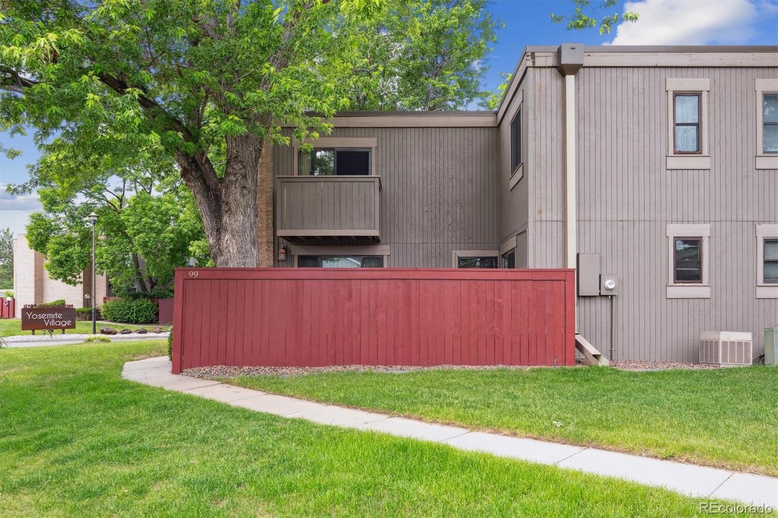 MLS Image #25 for 1254 s yosemite way,denver, Colorado