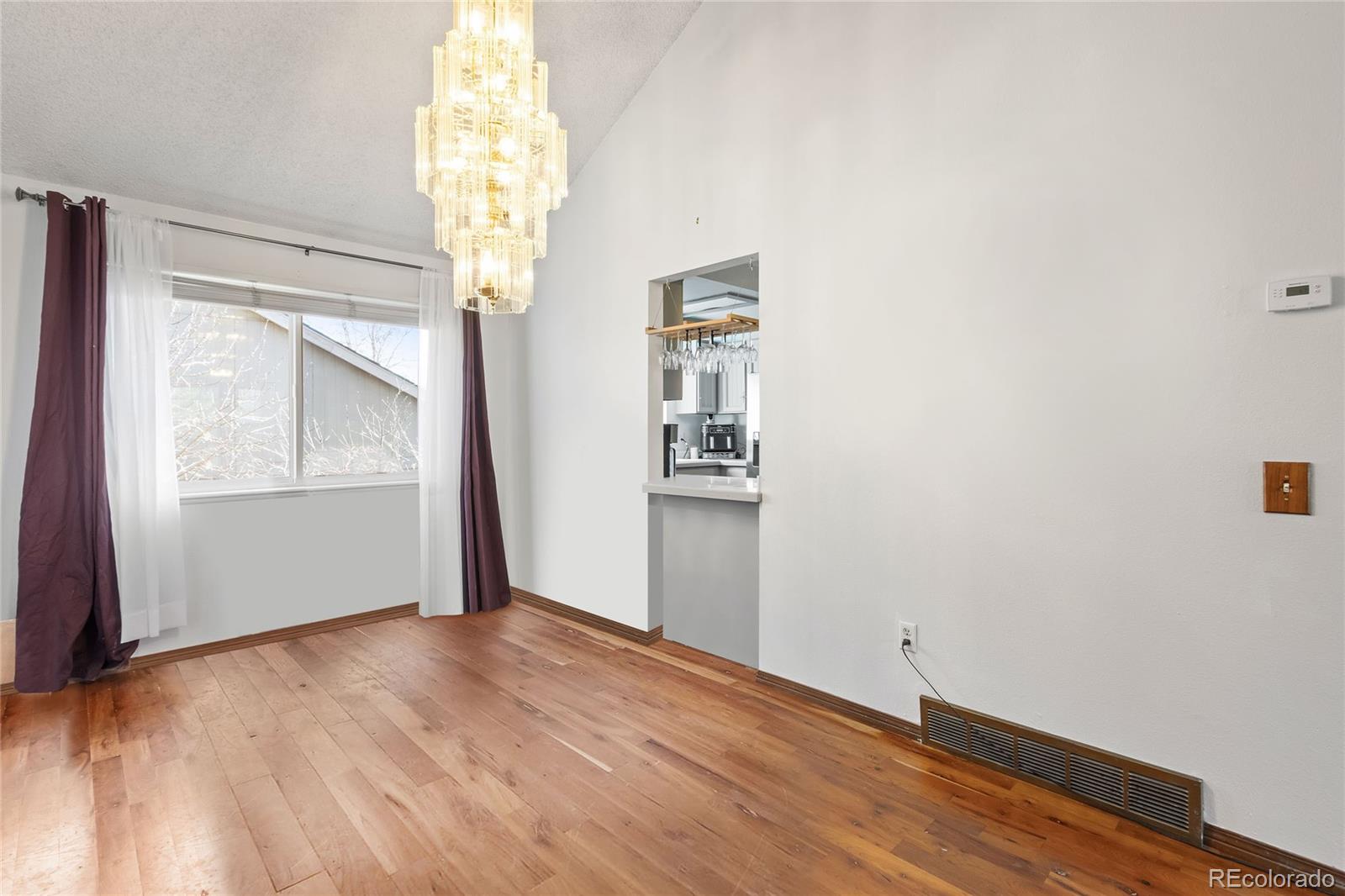 MLS Image #7 for 6327 s emporia circle,englewood, Colorado