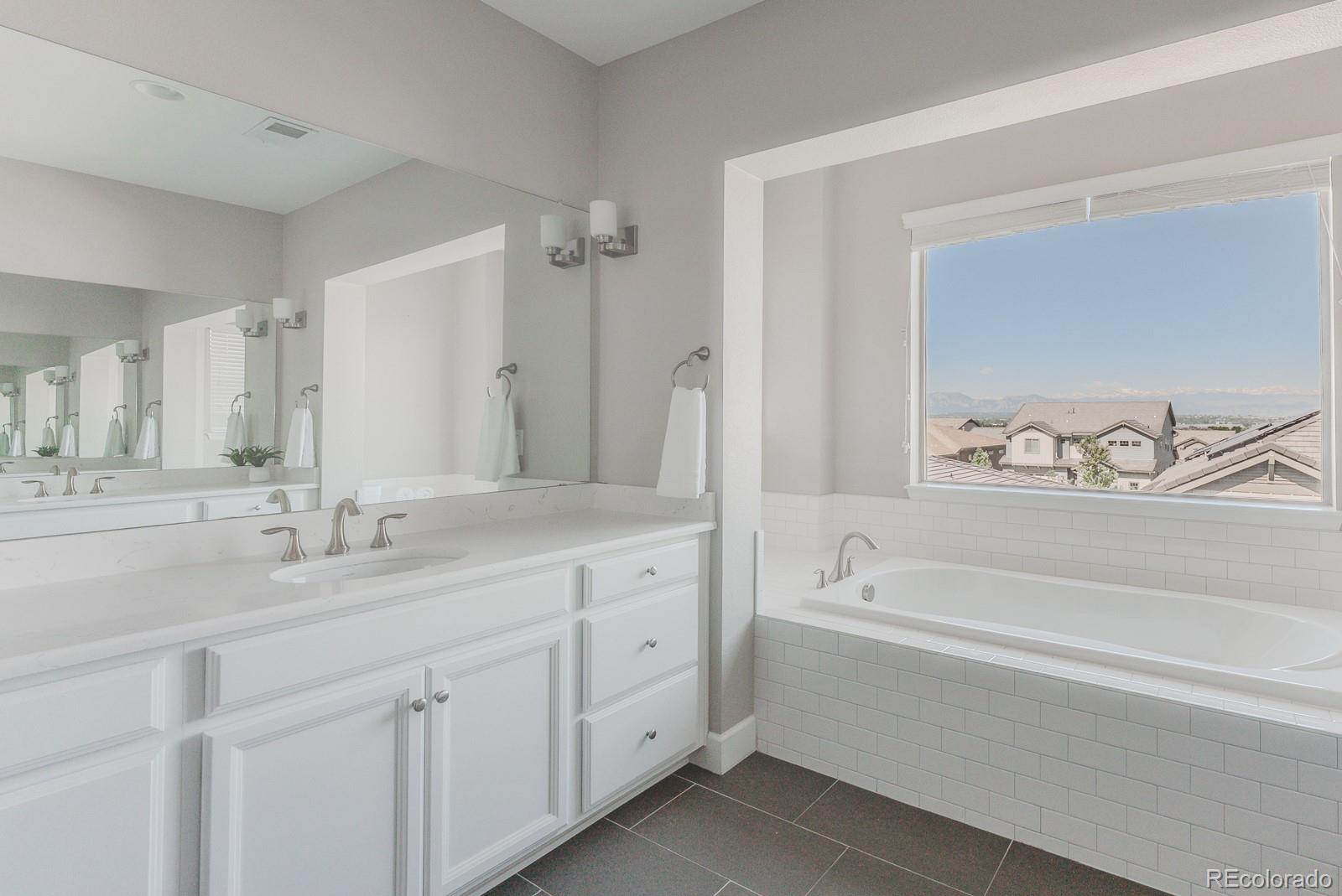 MLS Image #25 for 16383  ute peak way,broomfield, Colorado