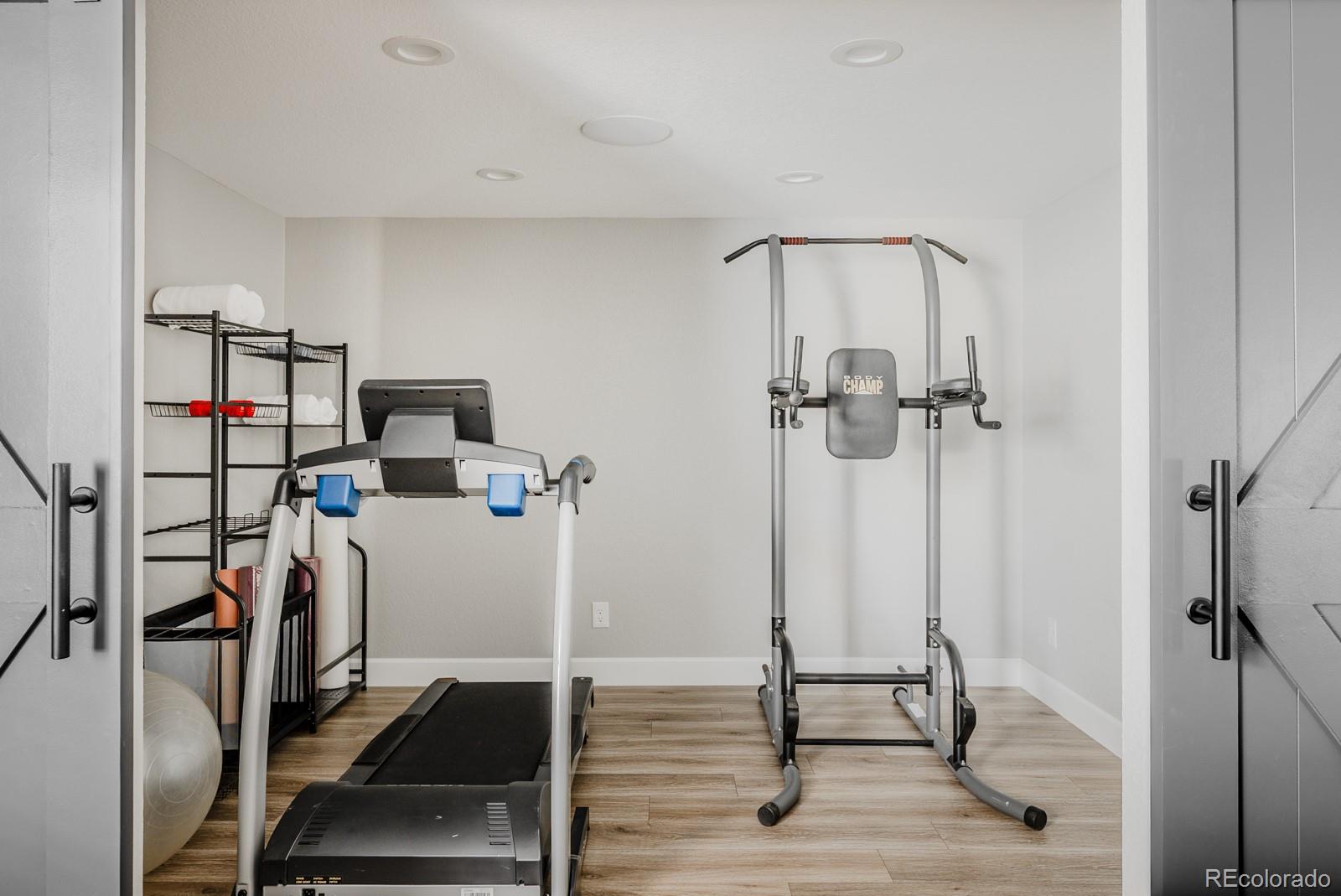 MLS Image #37 for 16383  ute peak way,broomfield, Colorado