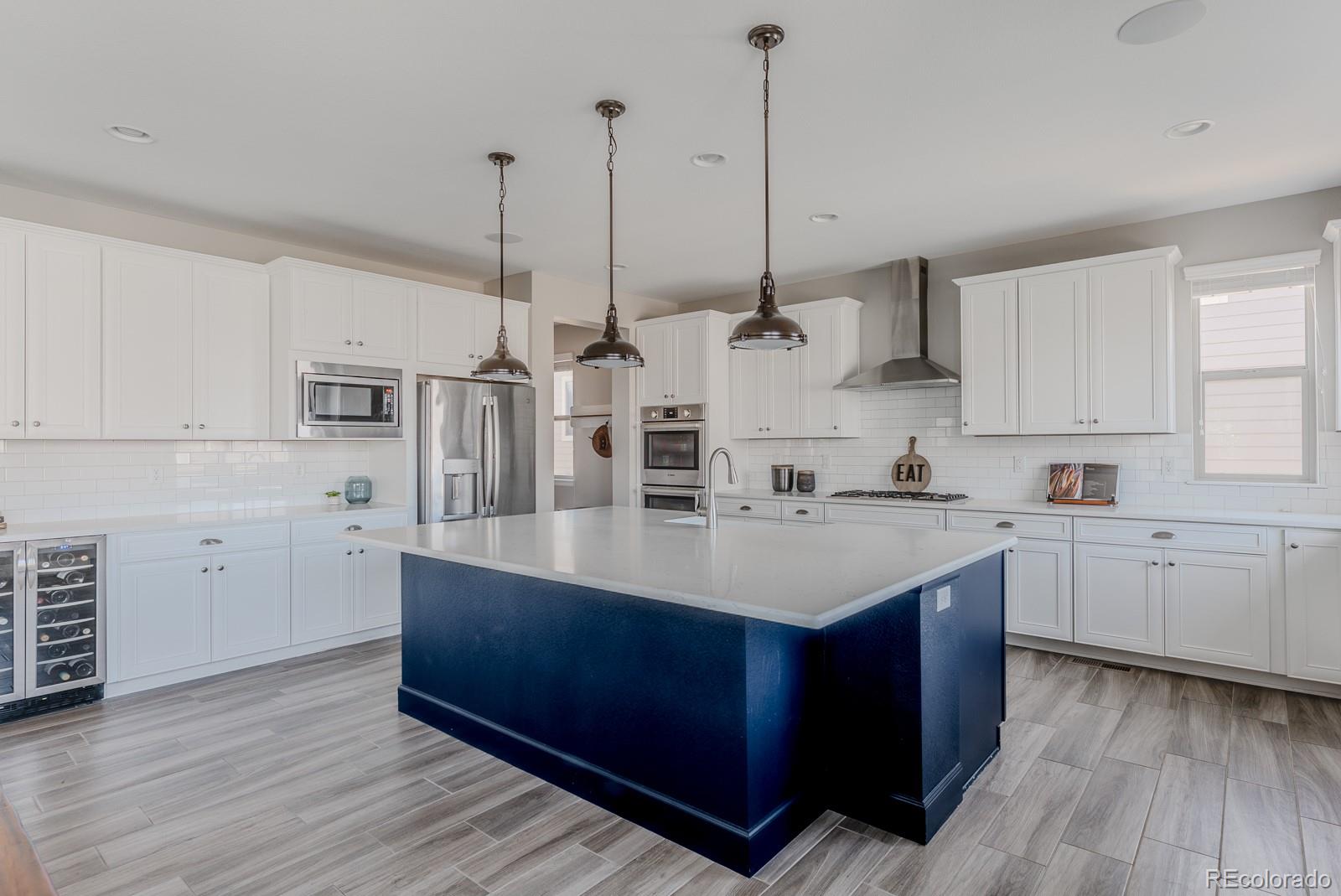 MLS Image #4 for 16383  ute peak way,broomfield, Colorado