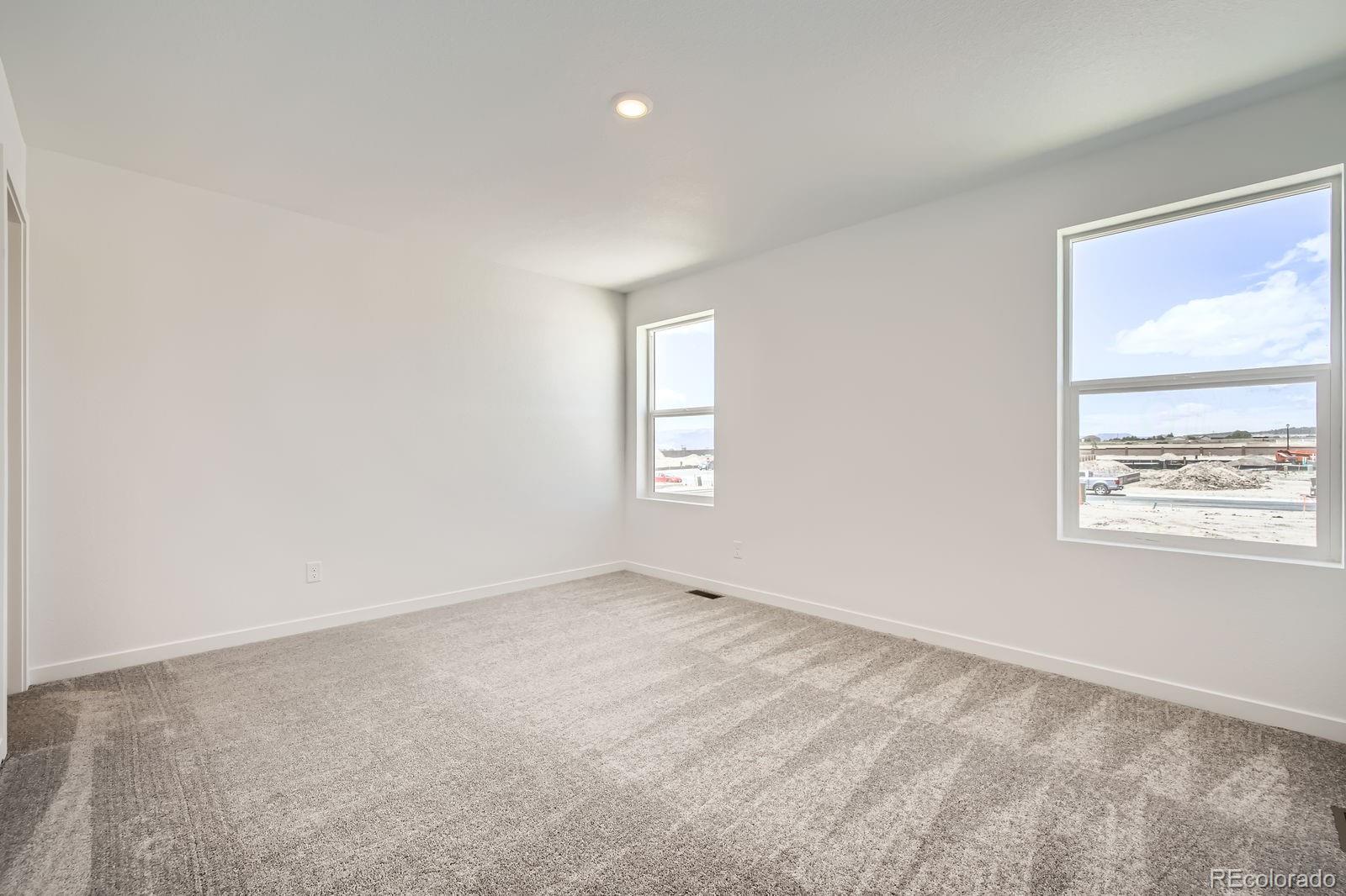 MLS Image #5 for 7736  salt fork drive,colorado springs, Colorado