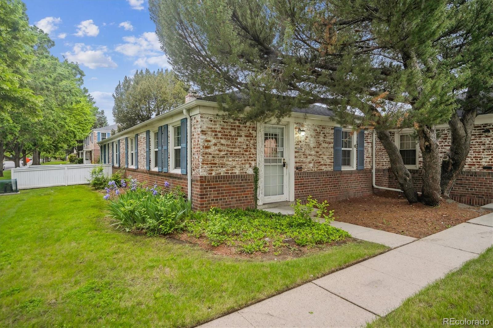 MLS Image #2 for 1279  leyden street,denver, Colorado