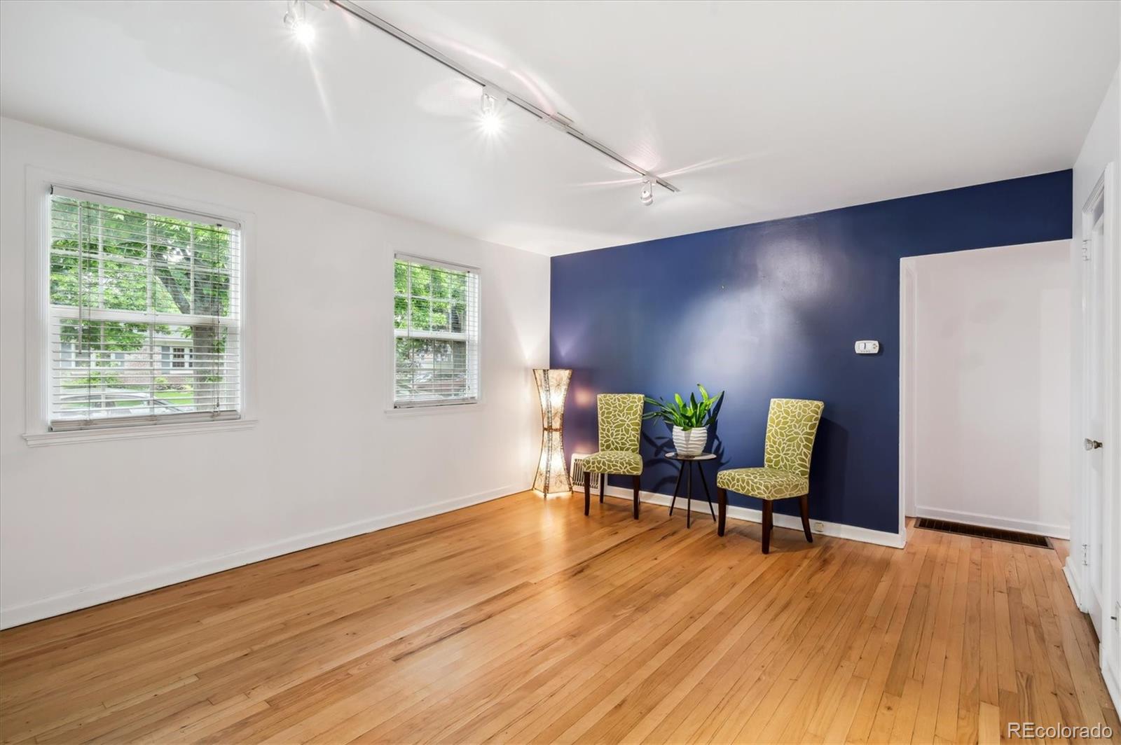 MLS Image #4 for 1279  leyden street,denver, Colorado