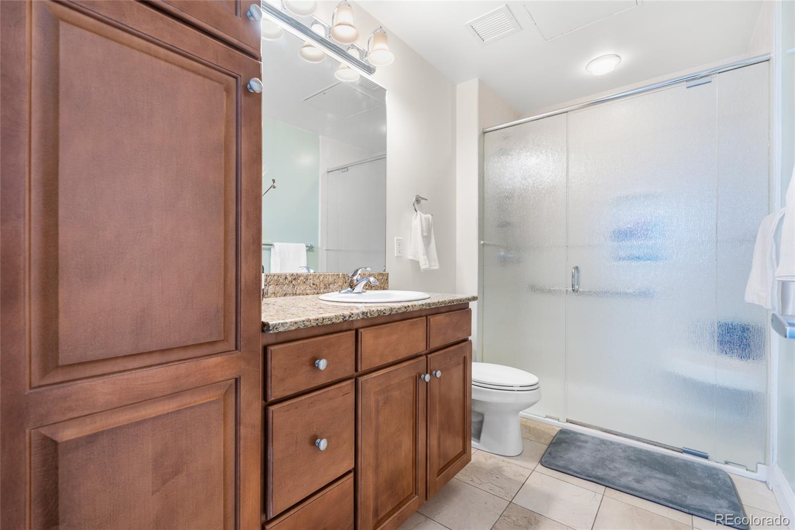 MLS Image #14 for 1950 n logan street,denver, Colorado