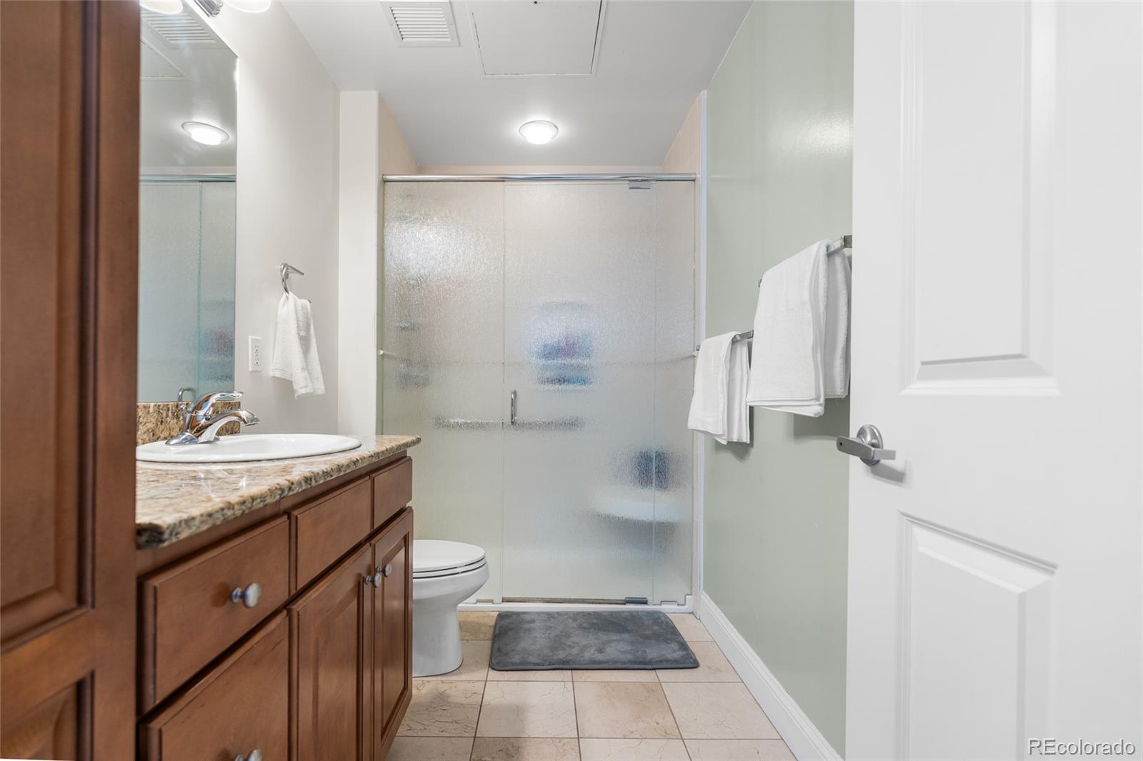 MLS Image #15 for 1950 n logan street,denver, Colorado