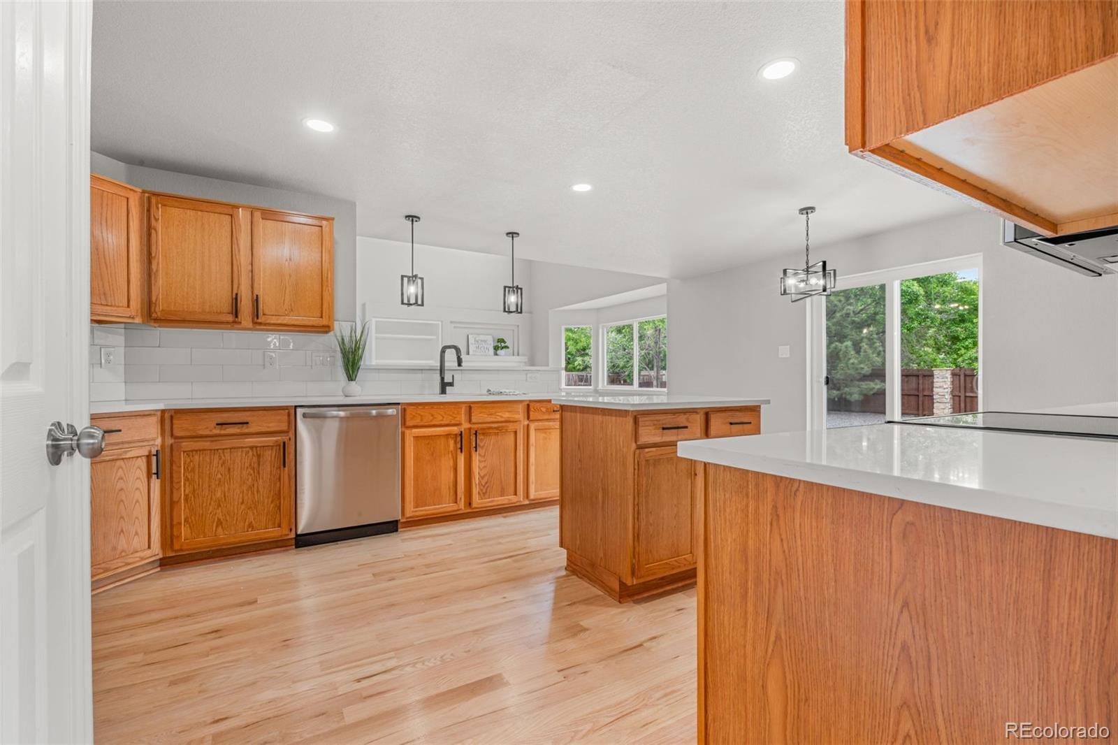 MLS Image #5 for 11383  oakland drive,commerce city, Colorado