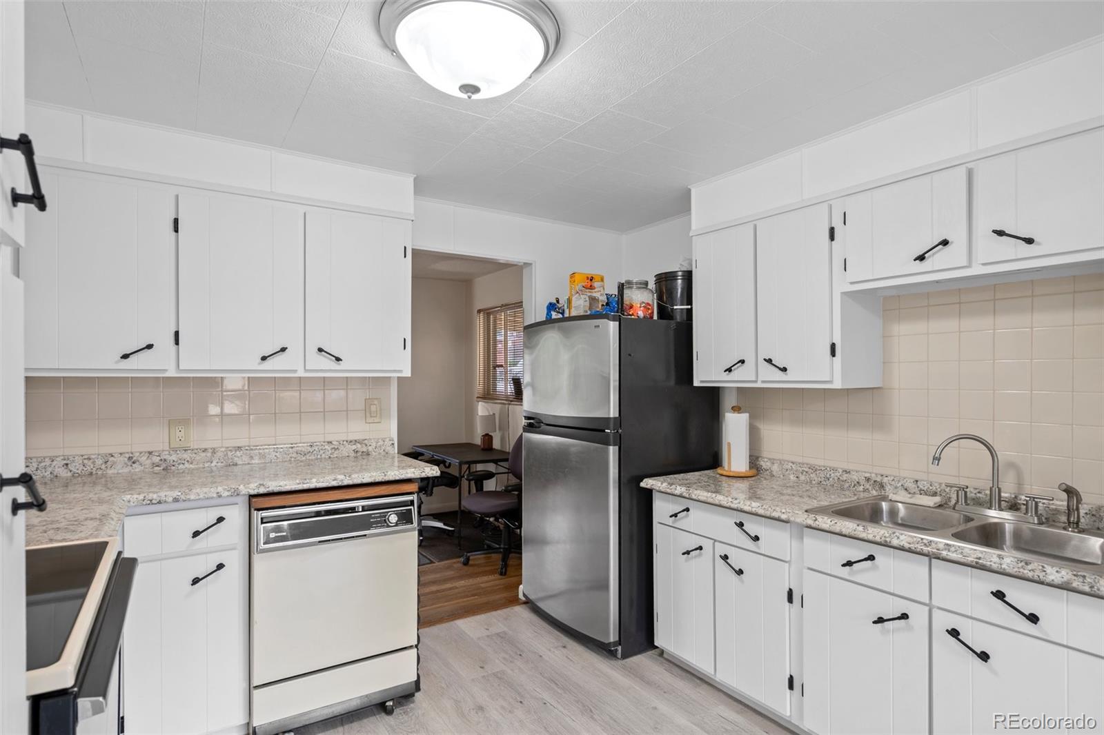 MLS Image #12 for 6627  eaton street,arvada, Colorado