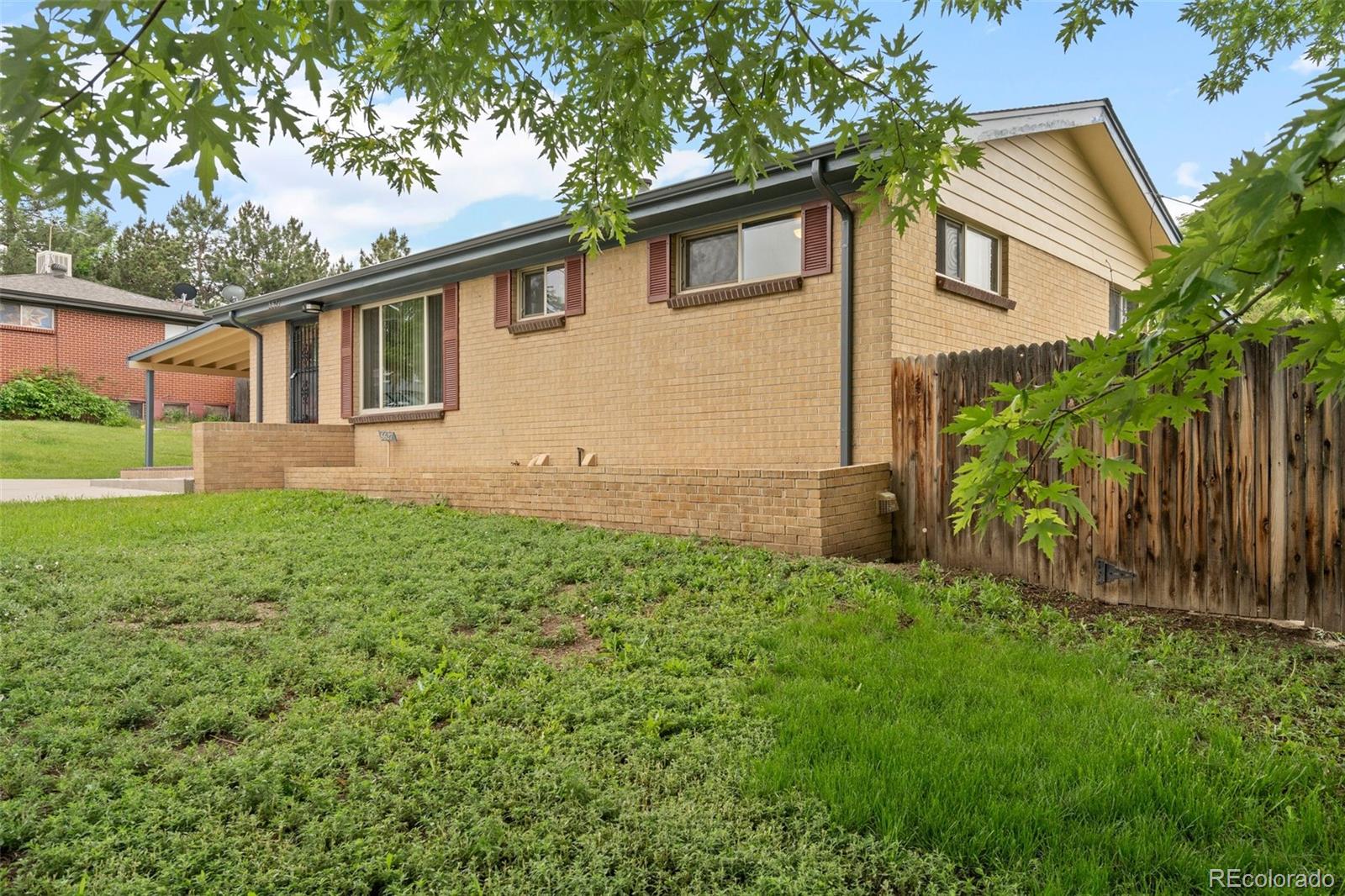 MLS Image #3 for 6627  eaton street,arvada, Colorado