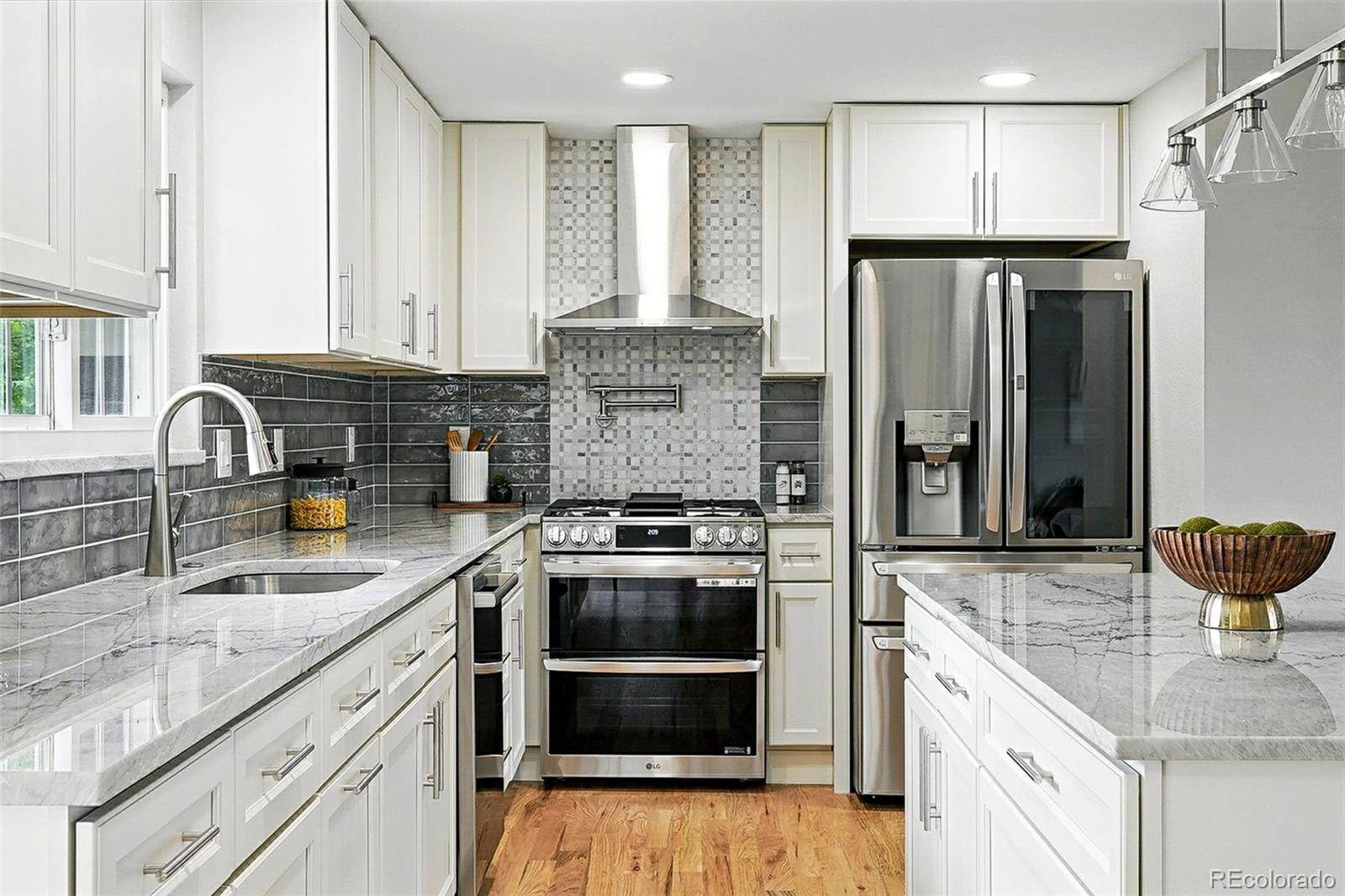 MLS Image #10 for 10320 w 35th avenue,wheat ridge, Colorado