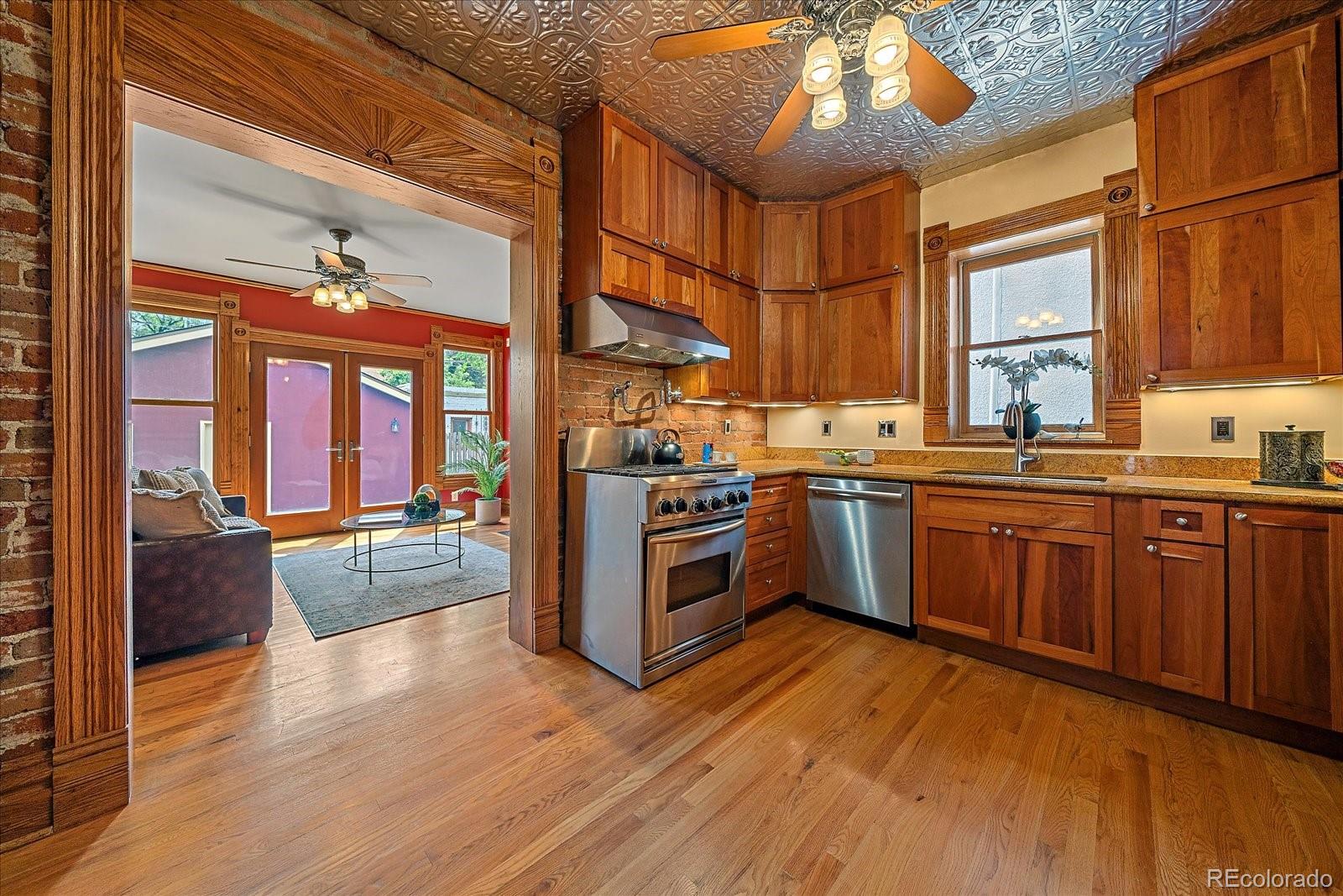 MLS Image #8 for 1356 n marion street,denver, Colorado