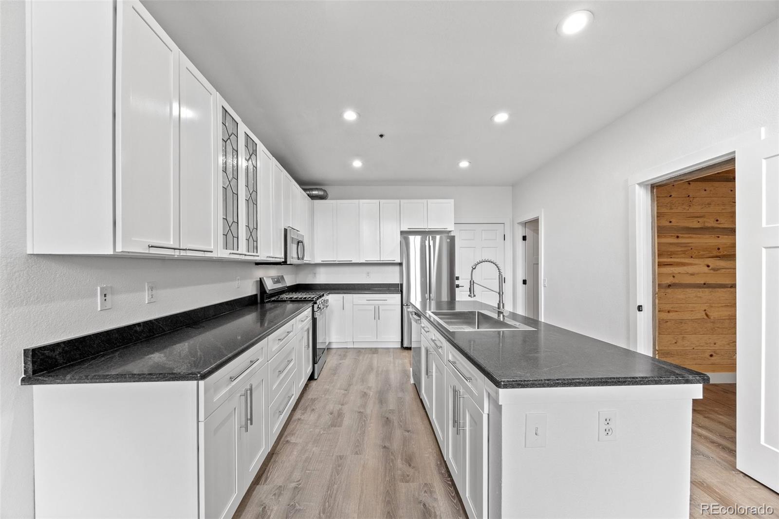 MLS Image #12 for 7700 e 29th avenue,denver, Colorado