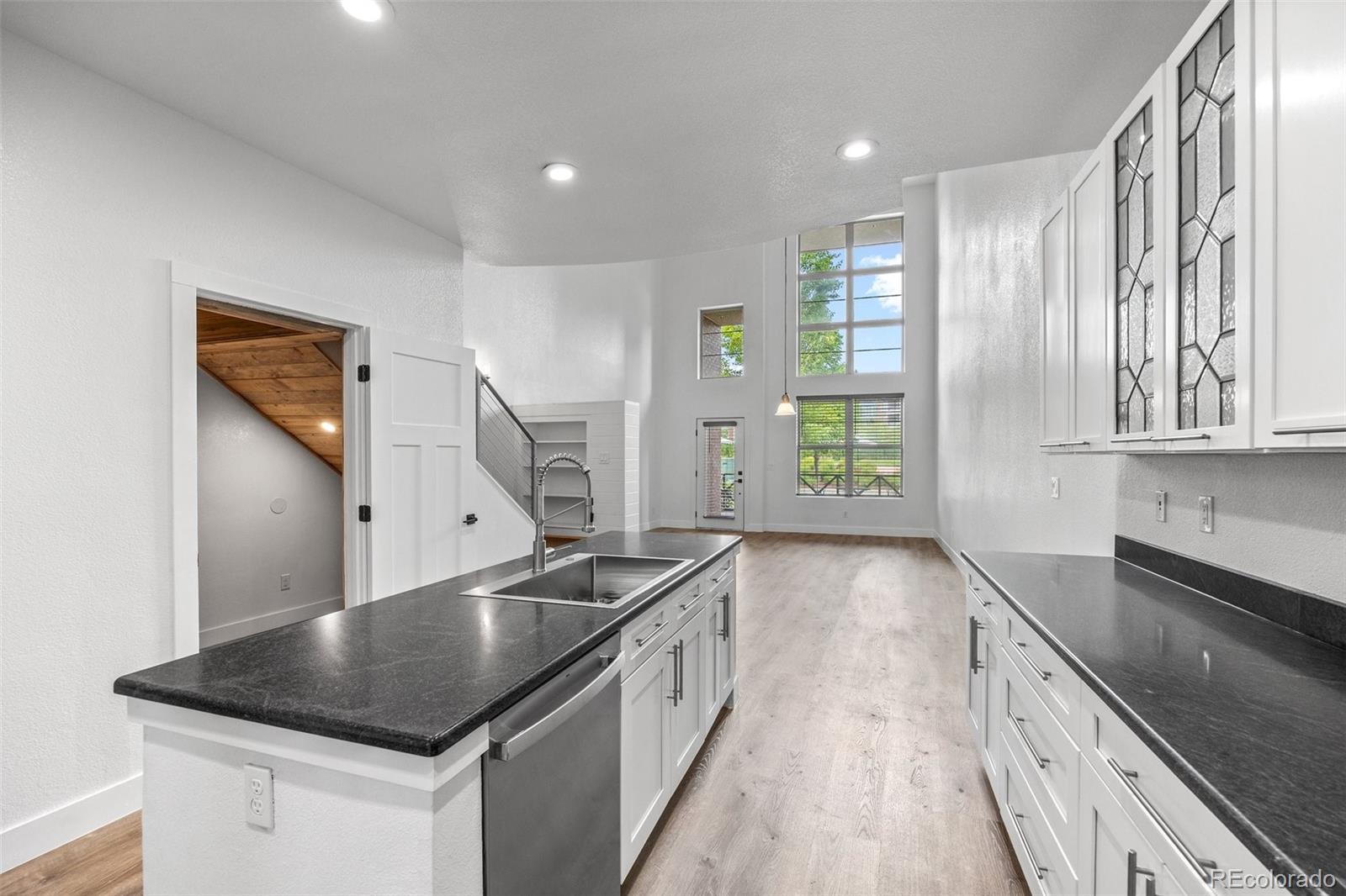 MLS Image #15 for 7700 e 29th avenue,denver, Colorado