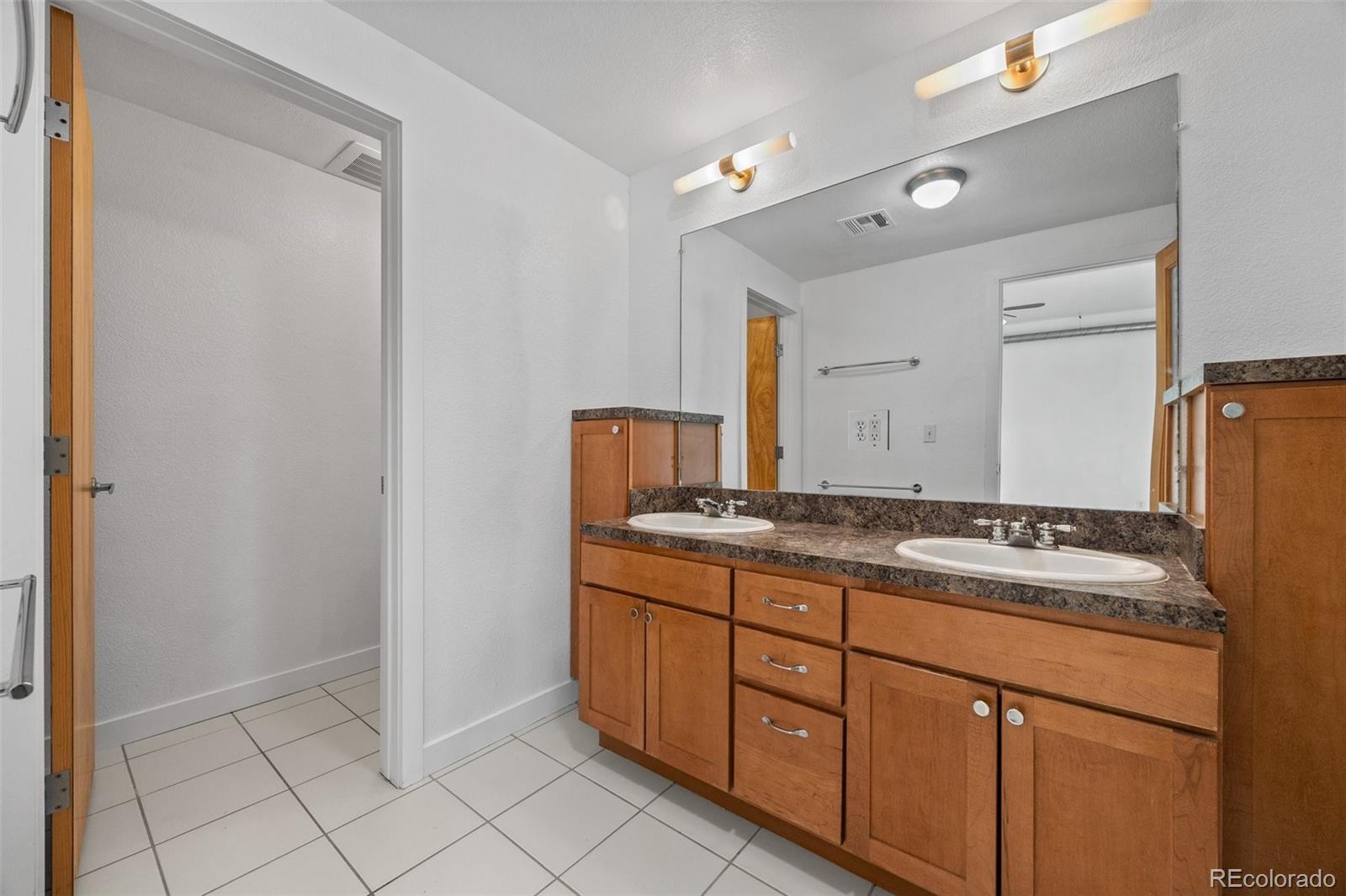 MLS Image #23 for 7700 e 29th avenue,denver, Colorado