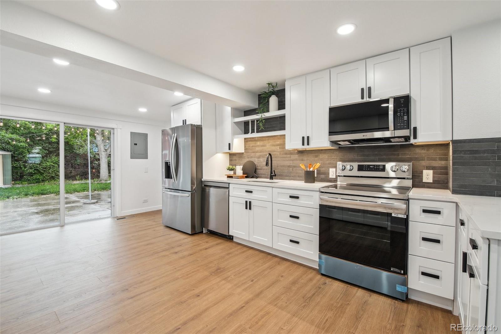 MLS Image #5 for 5515  dudley court,arvada, Colorado
