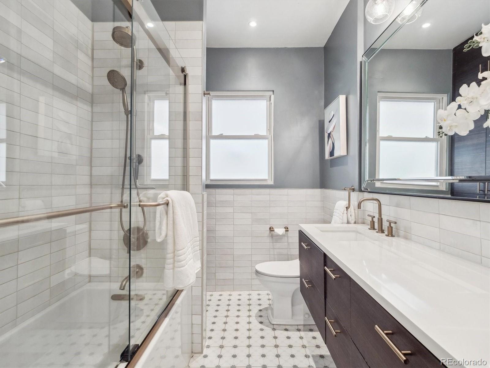 MLS Image #17 for 660 s clarkson street,denver, Colorado