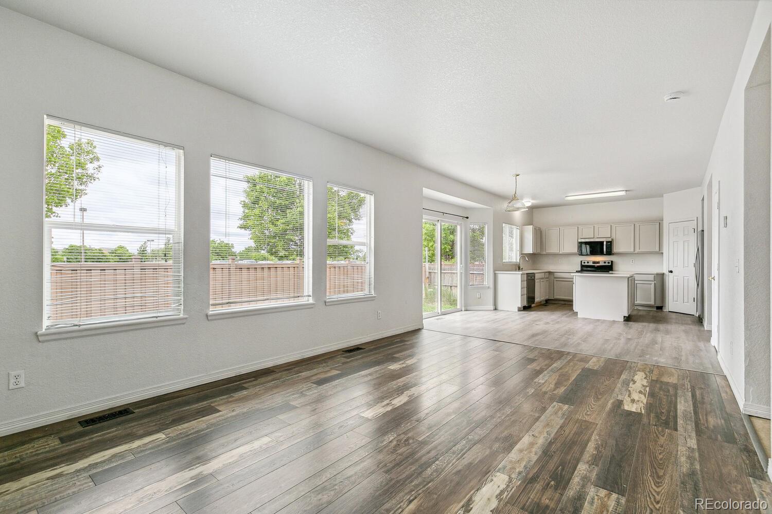 MLS Image #11 for 15762  olmsted place,denver, Colorado