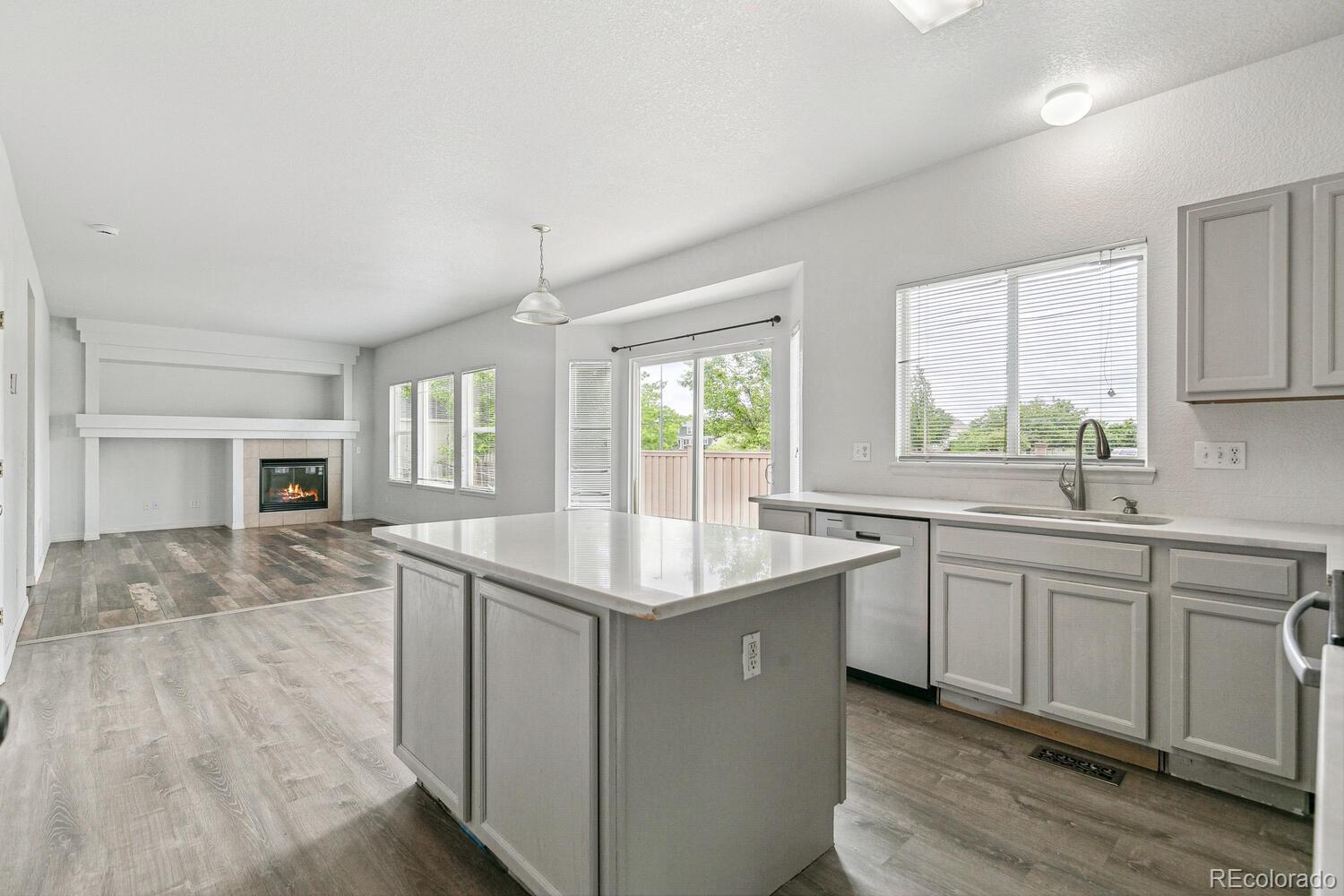 MLS Image #17 for 15762  olmsted place,denver, Colorado