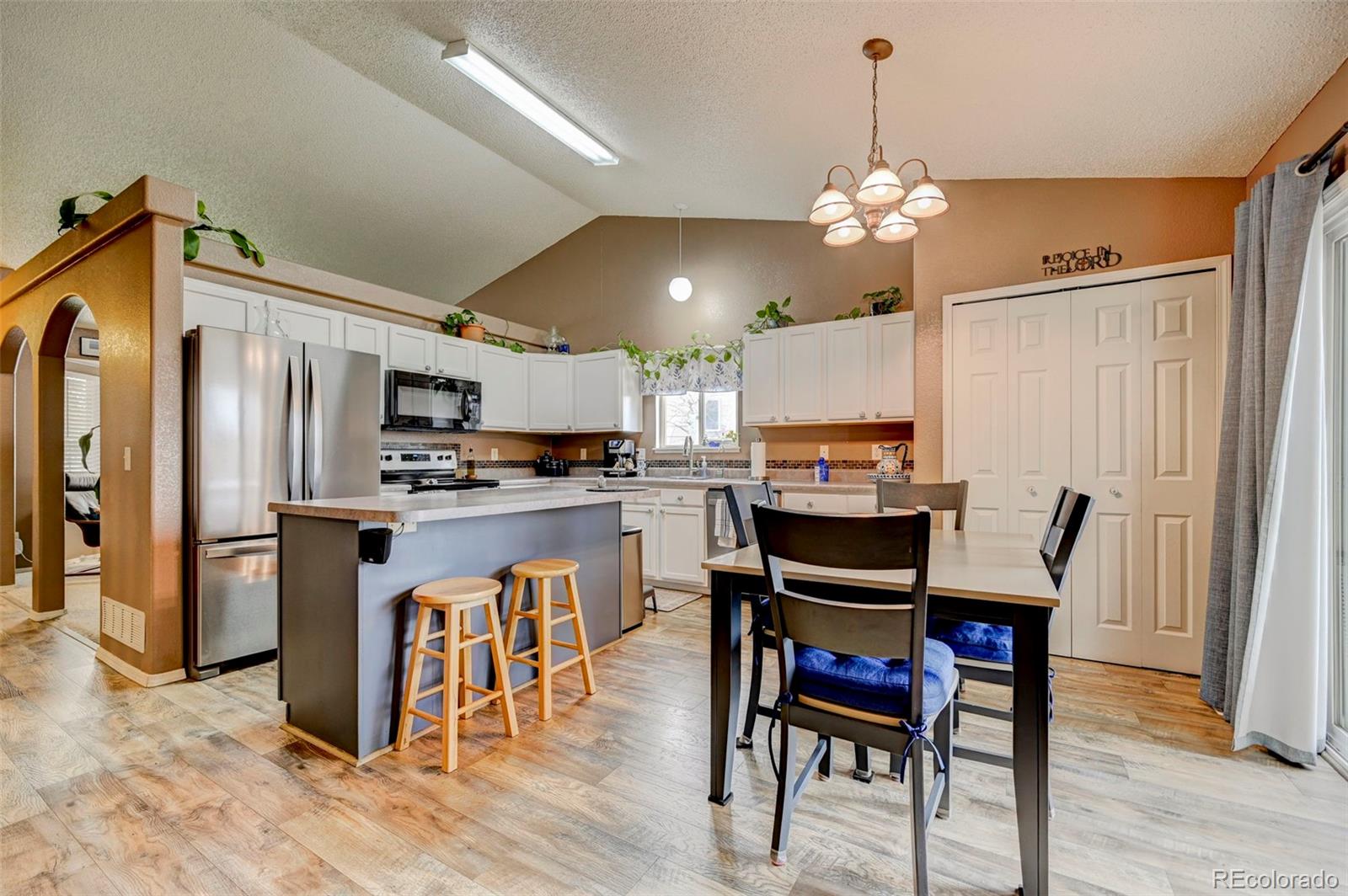 MLS Image #17 for 2630  tibburn way,colorado springs, Colorado