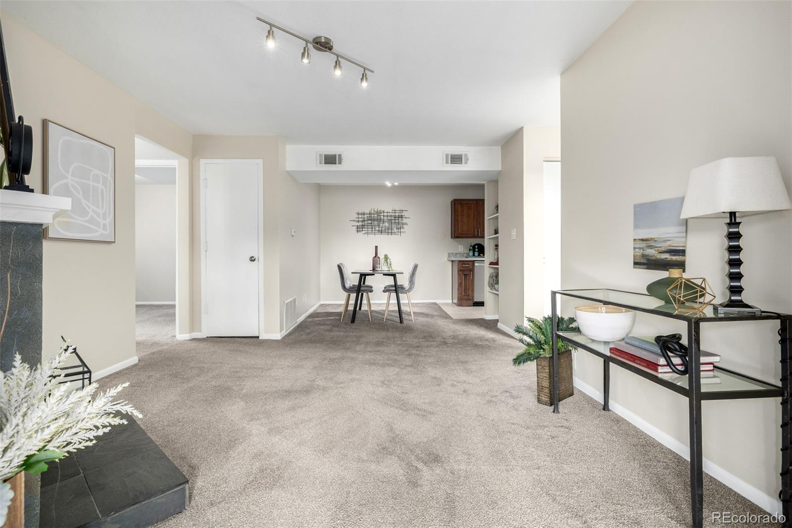 MLS Image #8 for 5300 e cherry creek south drive,denver, Colorado