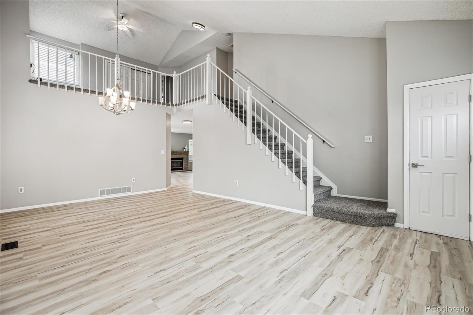 MLS Image #9 for 1551  northridge drive,highlands ranch, Colorado