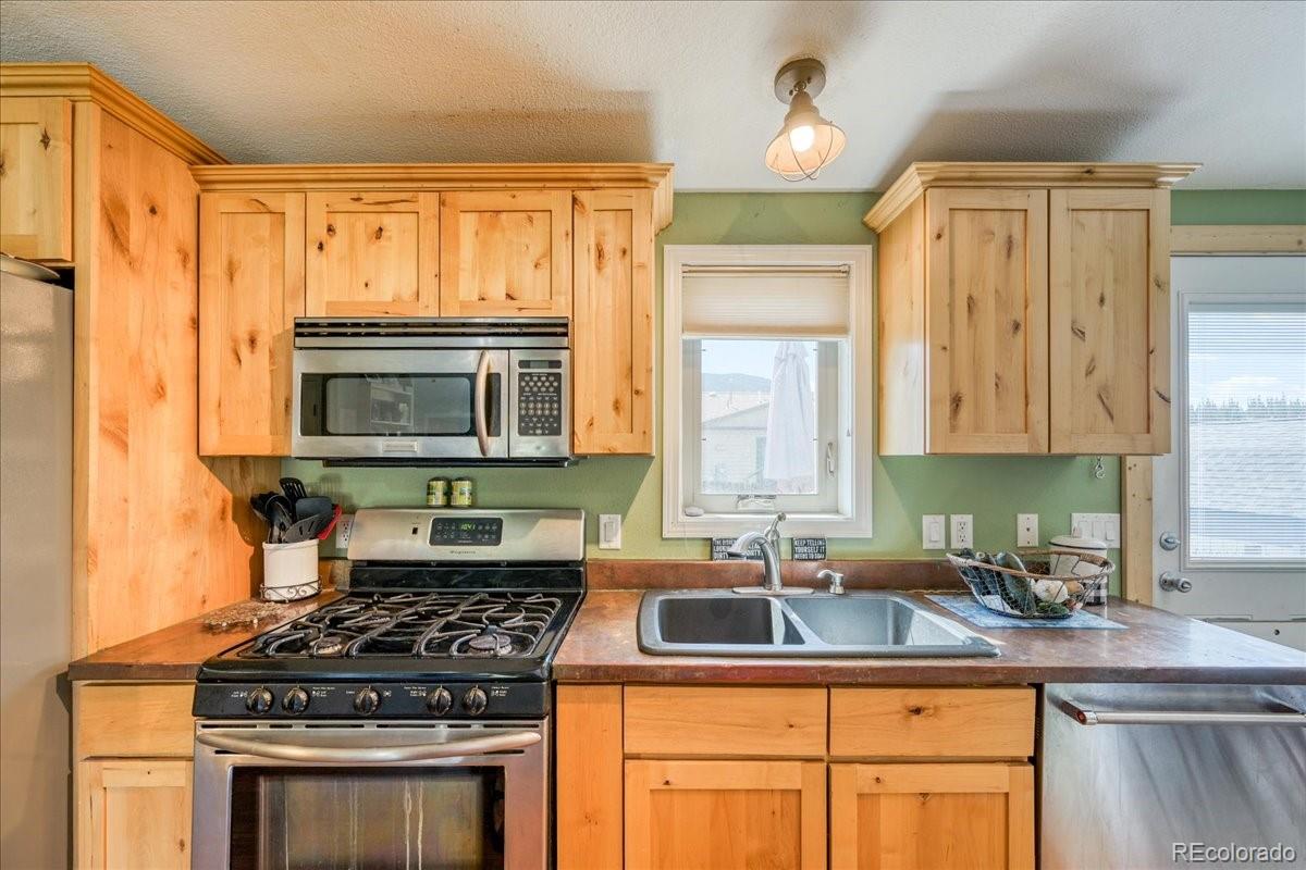 MLS Image #3 for 631  summit drive,dillon, Colorado