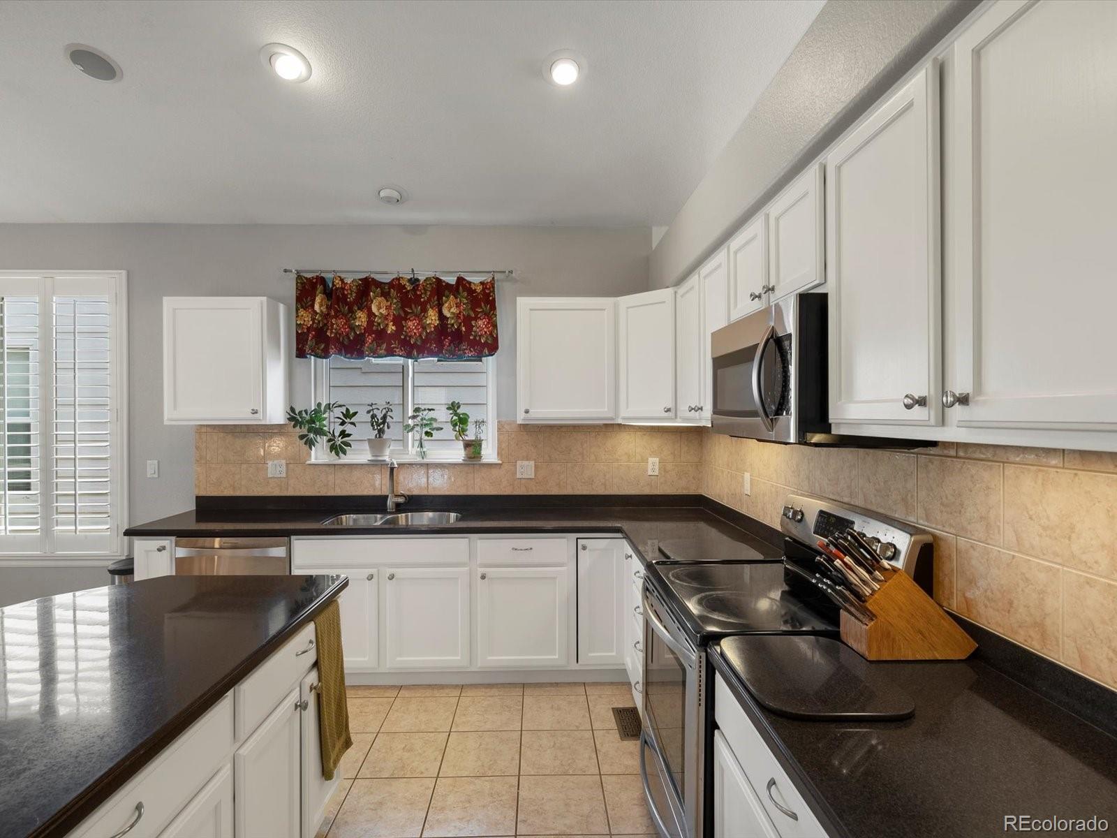 MLS Image #15 for 5660 s eaton street,littleton, Colorado