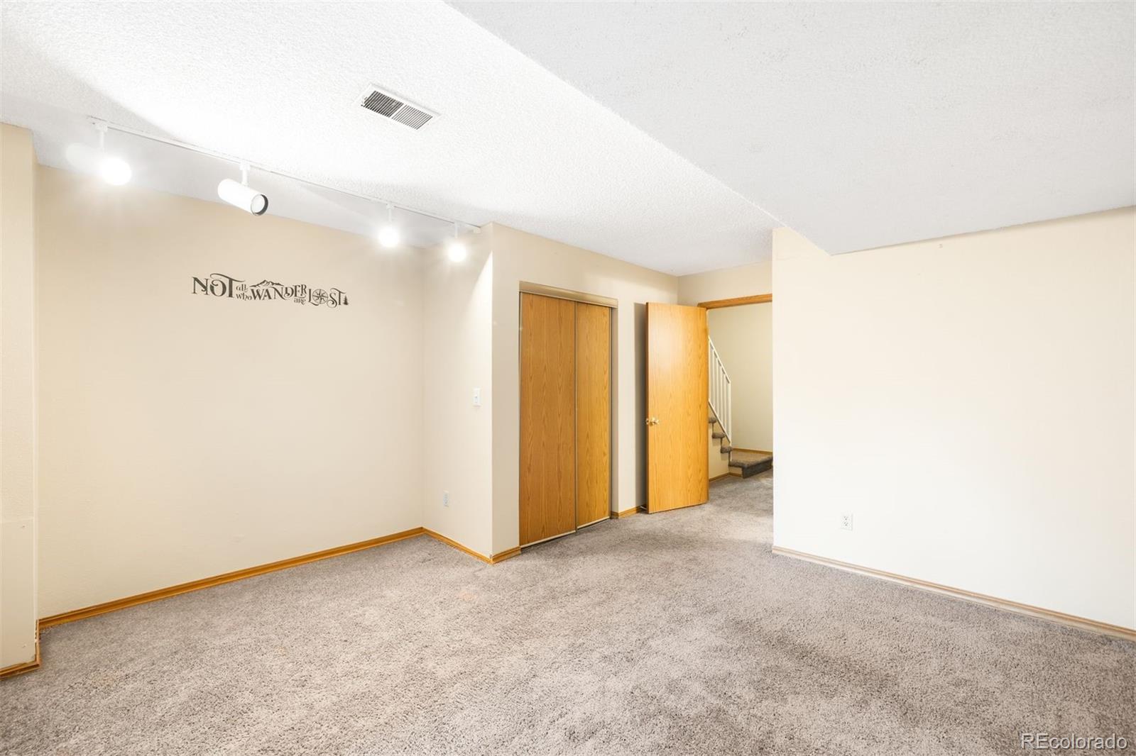 MLS Image #17 for 9946 w cornell place,lakewood, Colorado