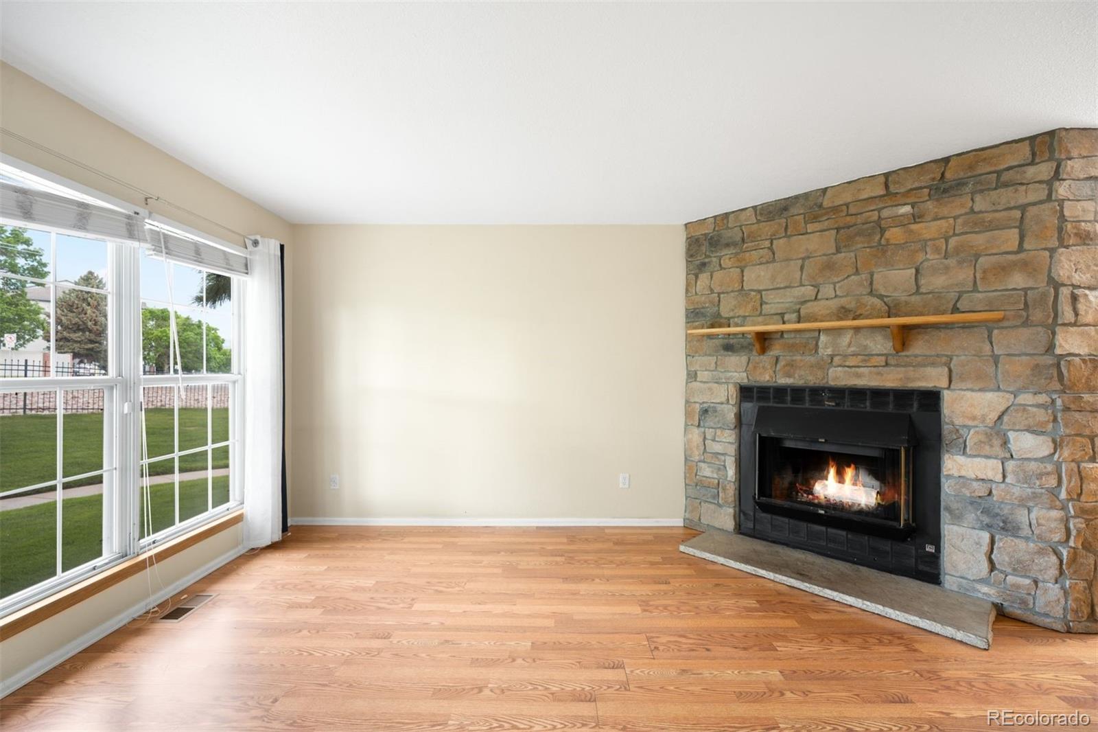 MLS Image #3 for 9946 w cornell place,lakewood, Colorado