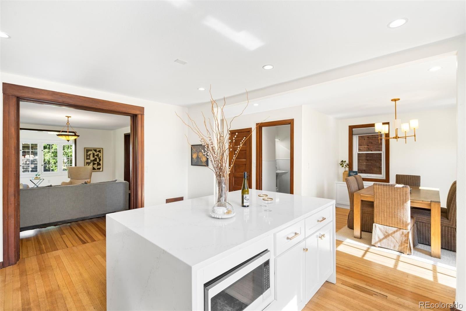 MLS Image #15 for 1256 n emerson street,denver, Colorado