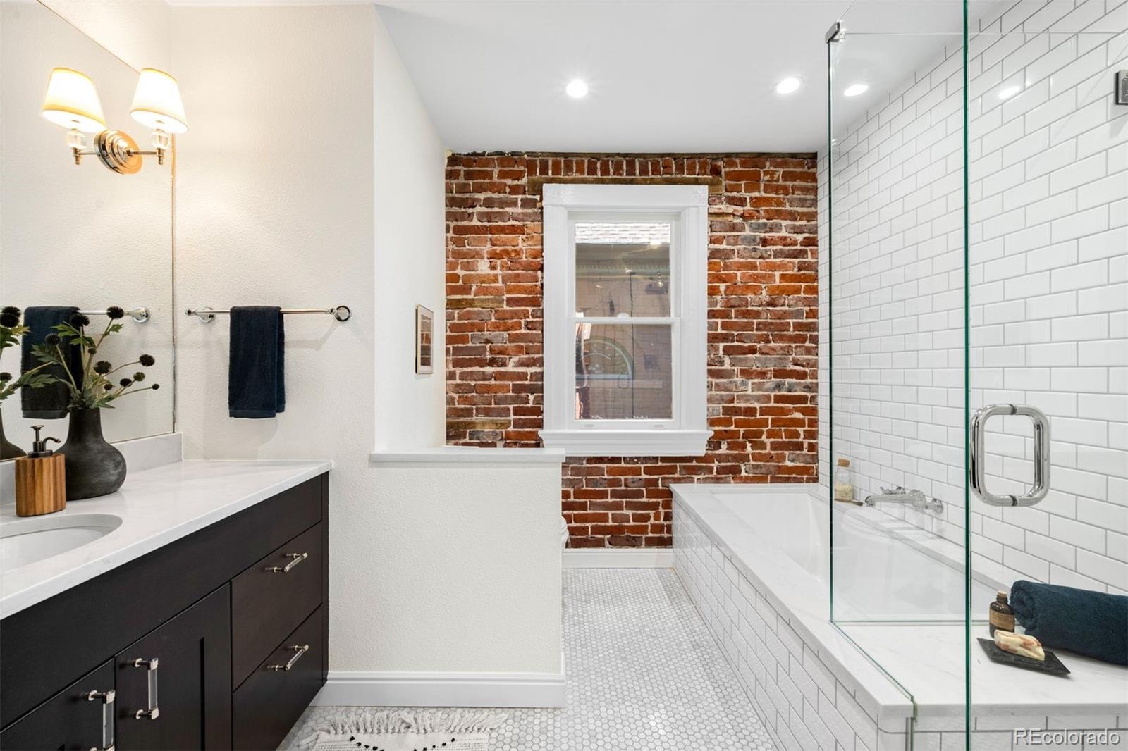 MLS Image #24 for 1256 n emerson street,denver, Colorado