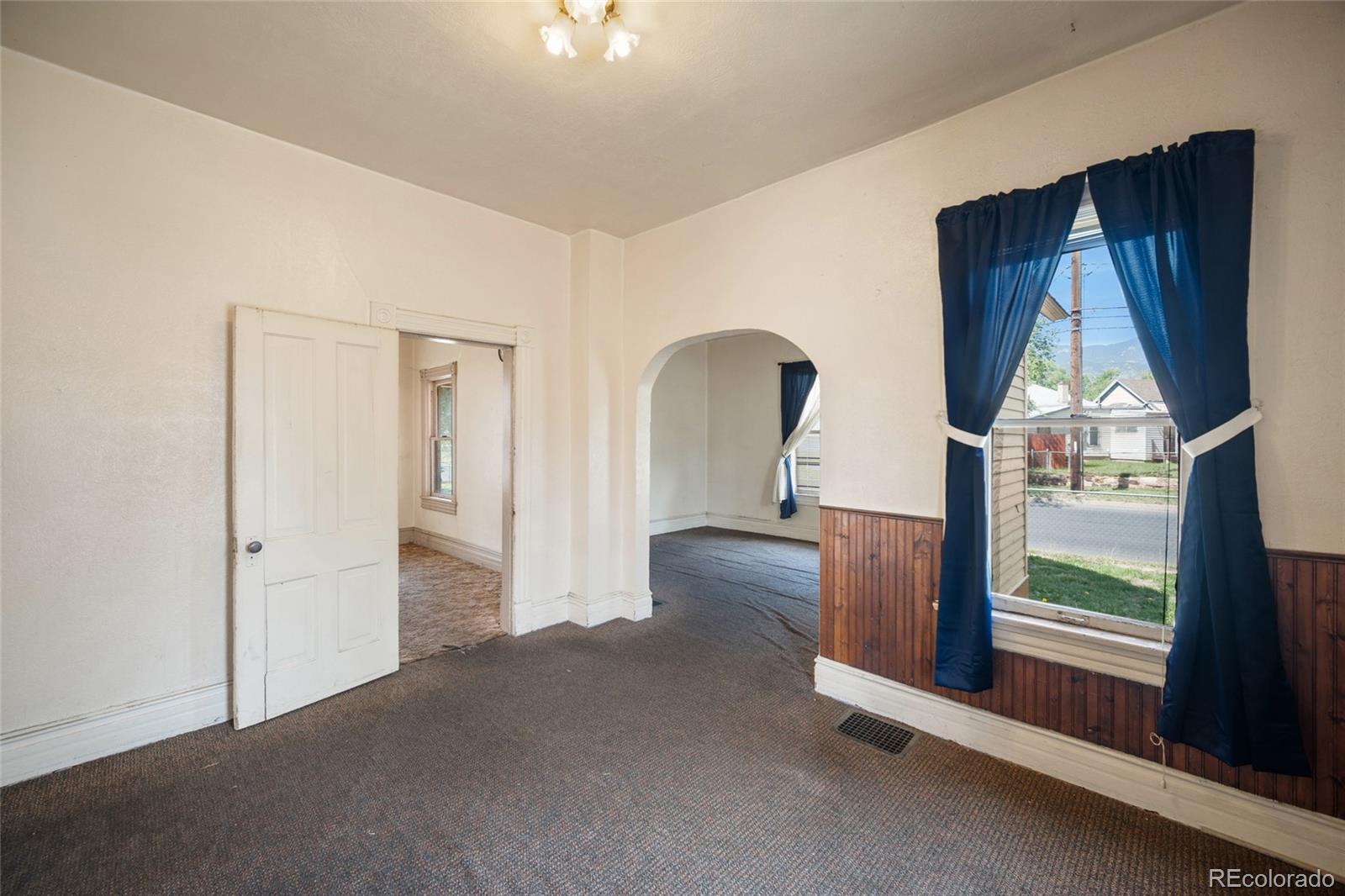 MLS Image #5 for 125 s limit street,colorado springs, Colorado