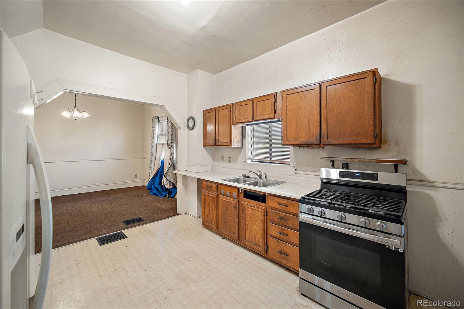 MLS Image #14 for 117 s limit street,colorado springs, Colorado