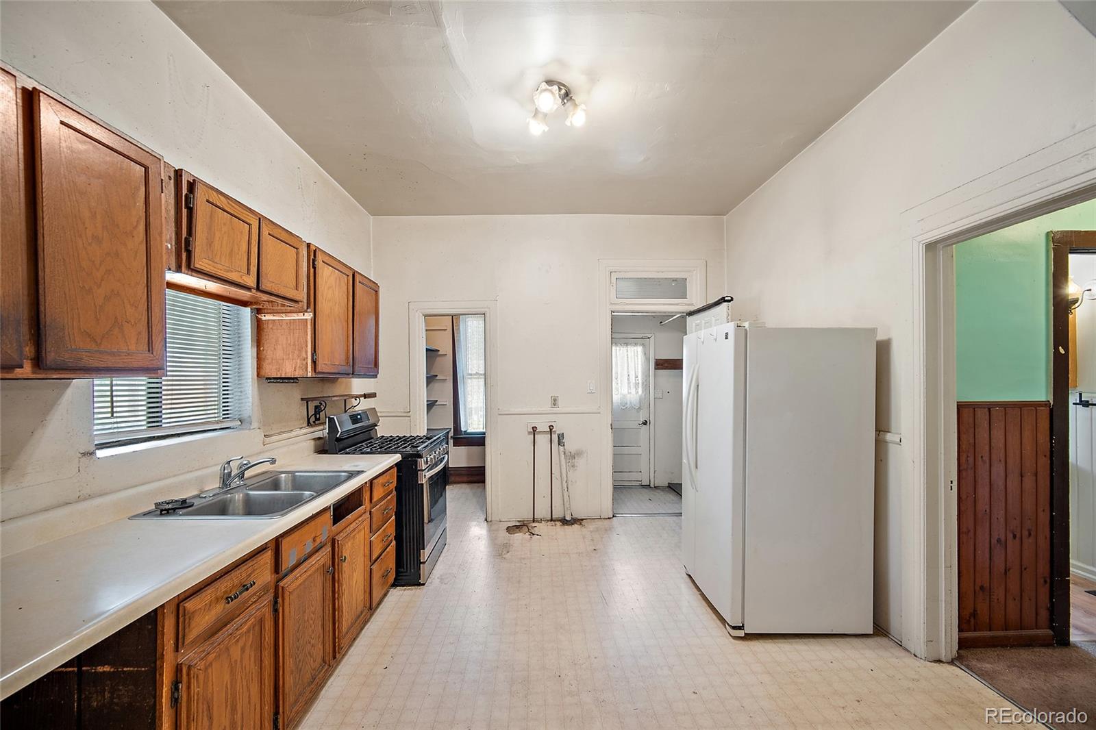 MLS Image #16 for 117 s limit street,colorado springs, Colorado