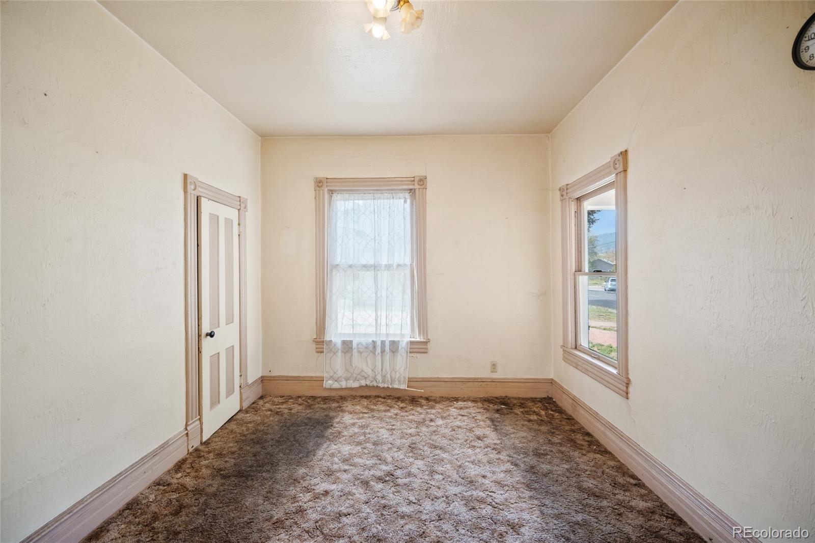 MLS Image #6 for 117 s limit street,colorado springs, Colorado