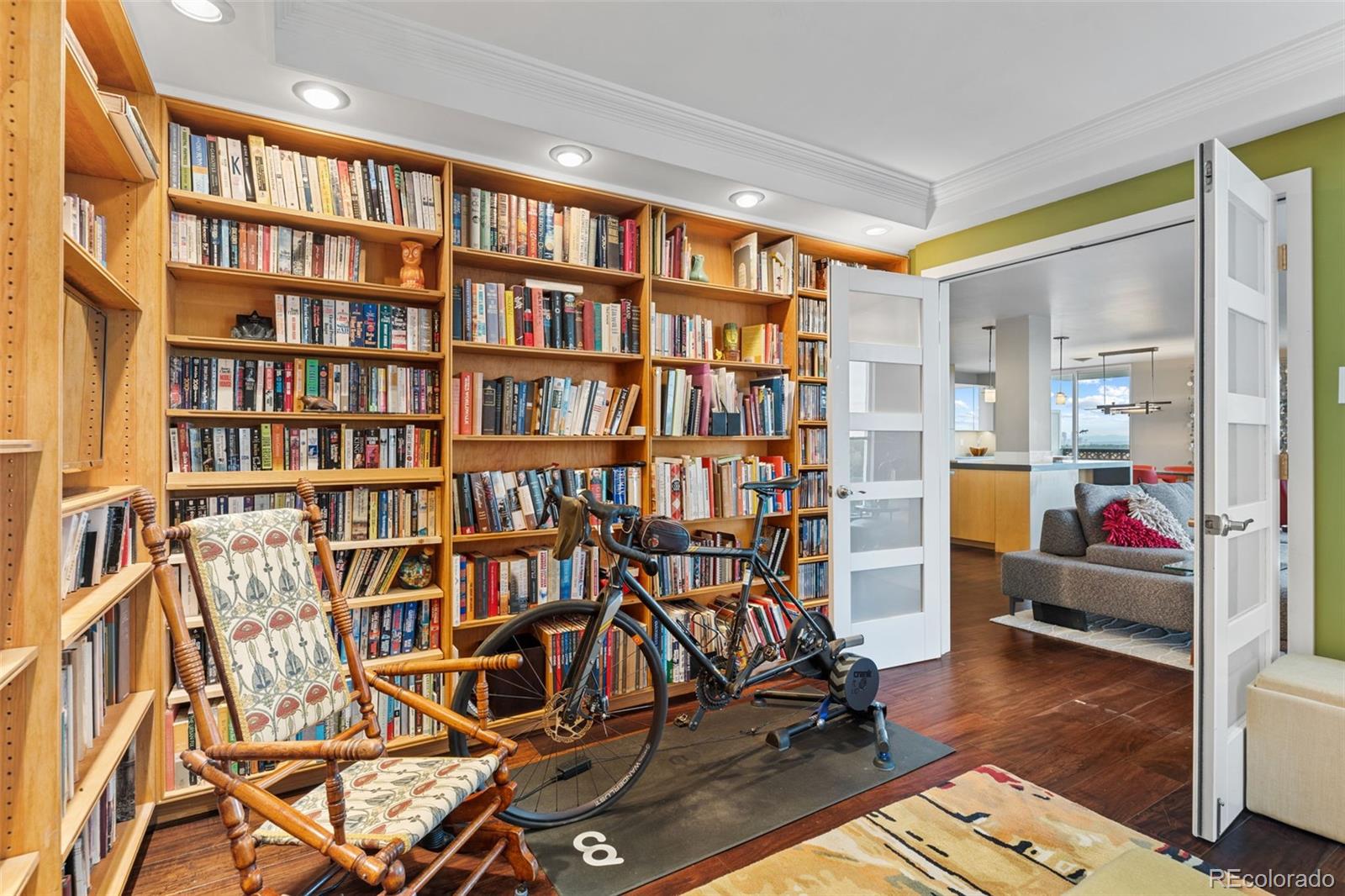 MLS Image #21 for 4570 e yale avenue,denver, Colorado
