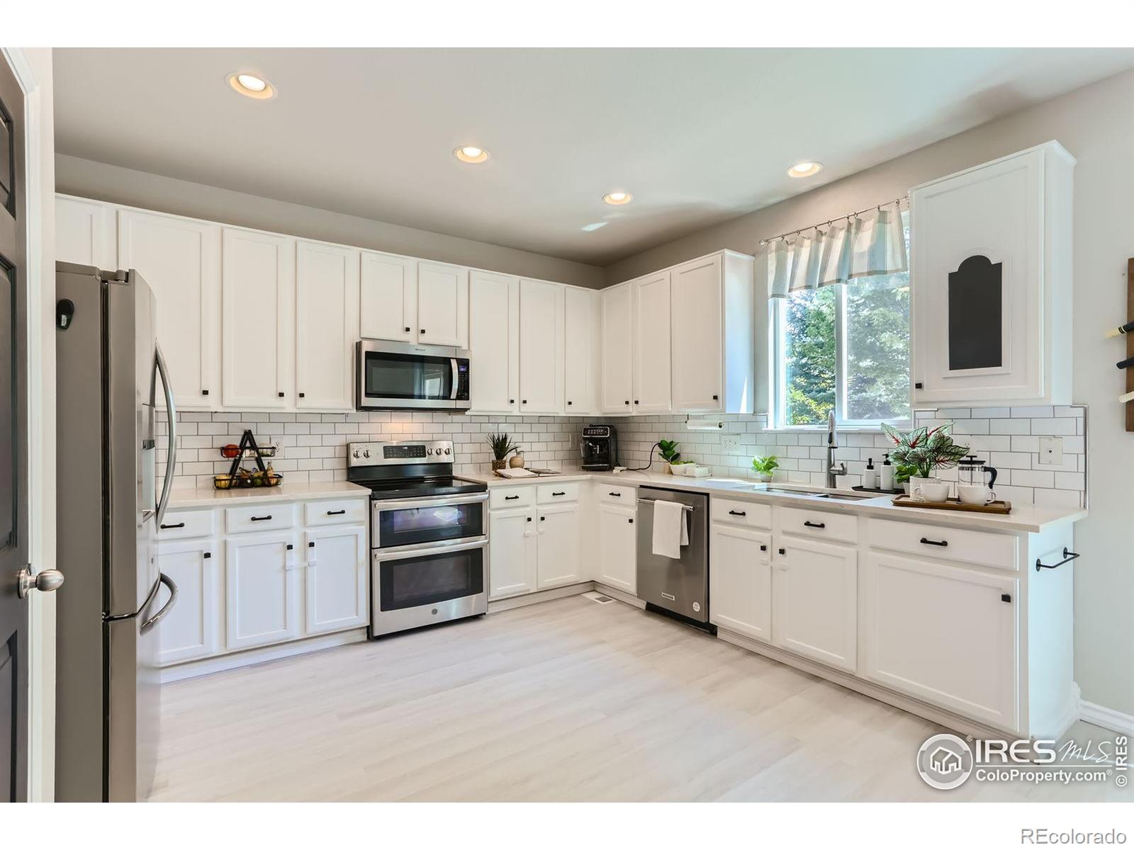 MLS Image #12 for 2312  dogwood drive,erie, Colorado