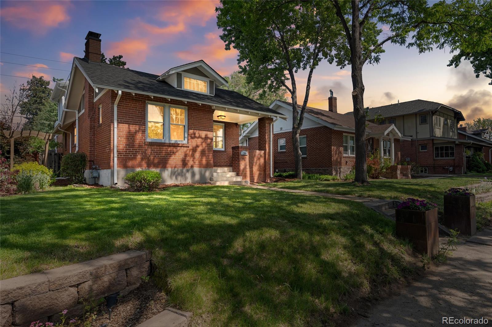 MLS Image #2 for 1260 s emerson street,denver, Colorado