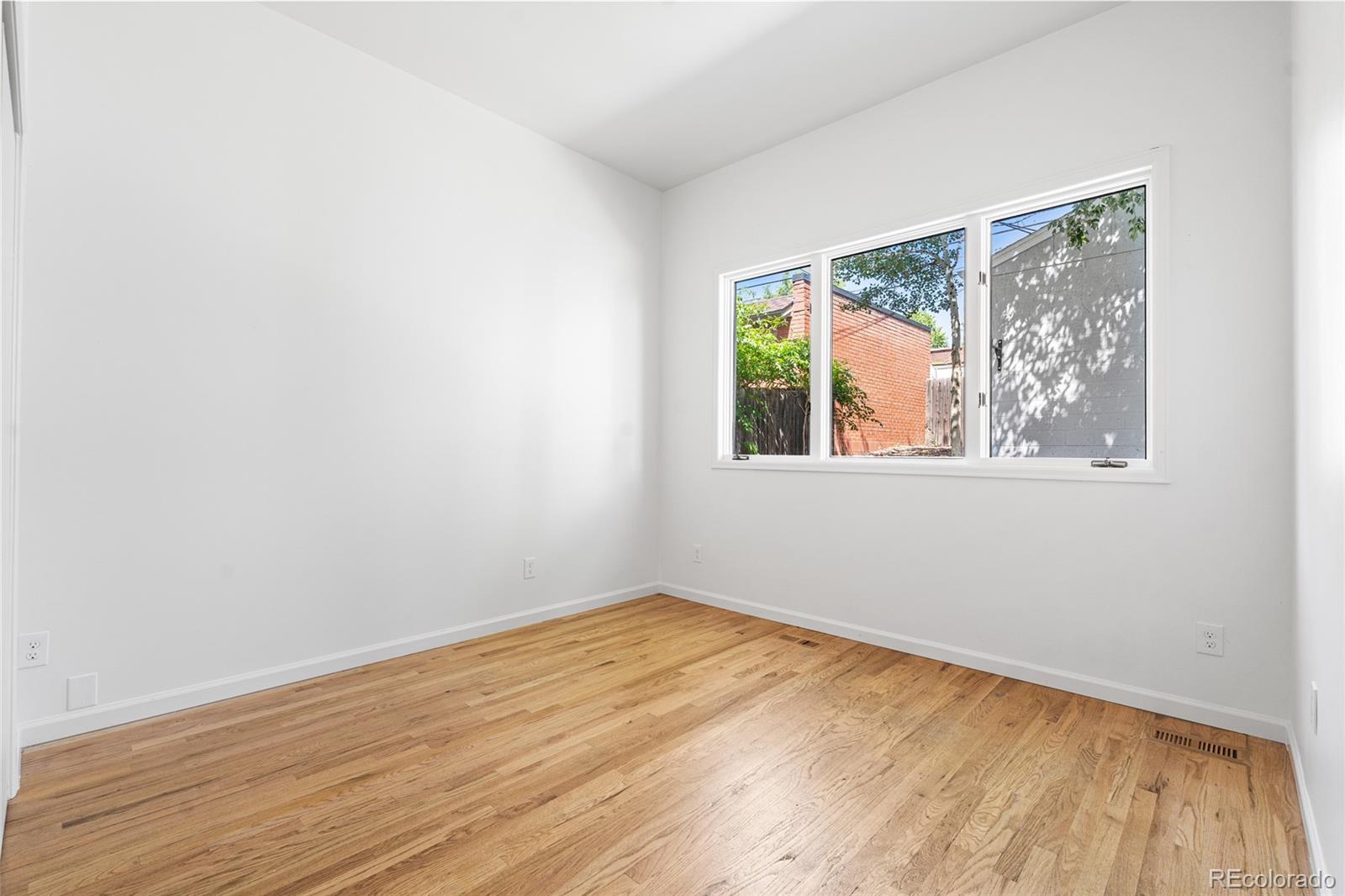 MLS Image #29 for 1260 s emerson street,denver, Colorado