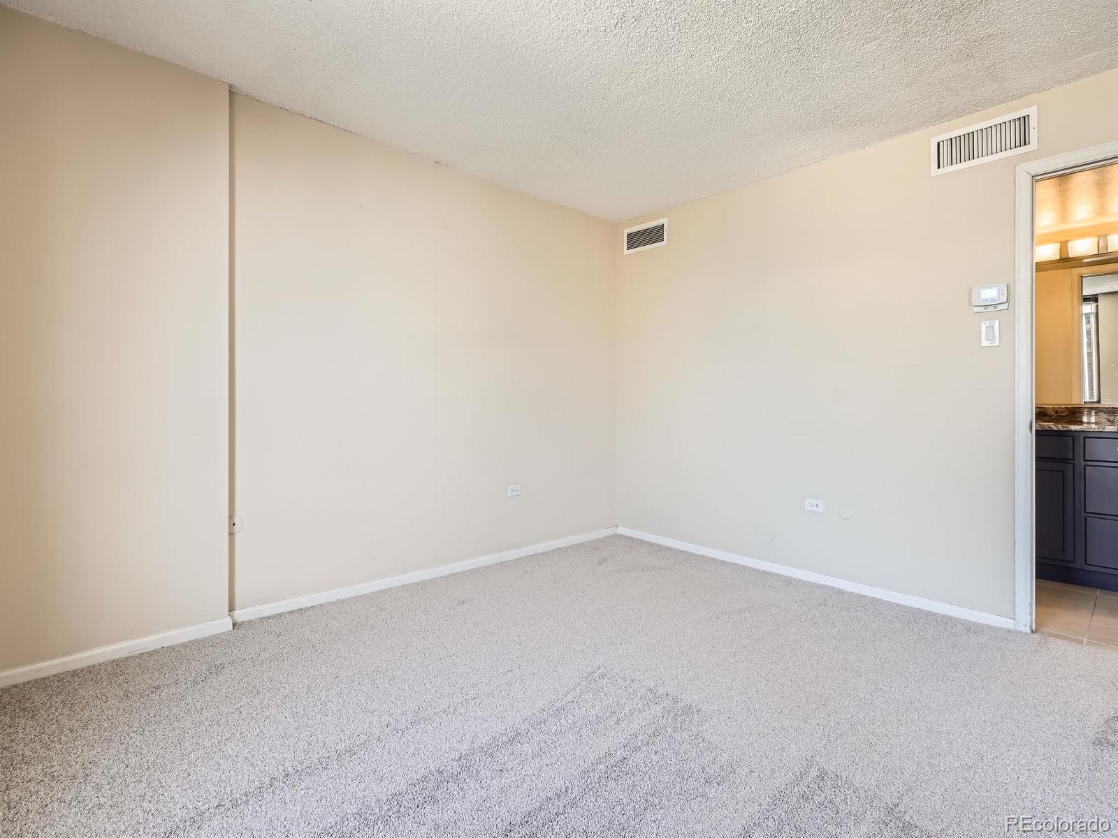MLS Image #18 for 1020  15th street,denver, Colorado