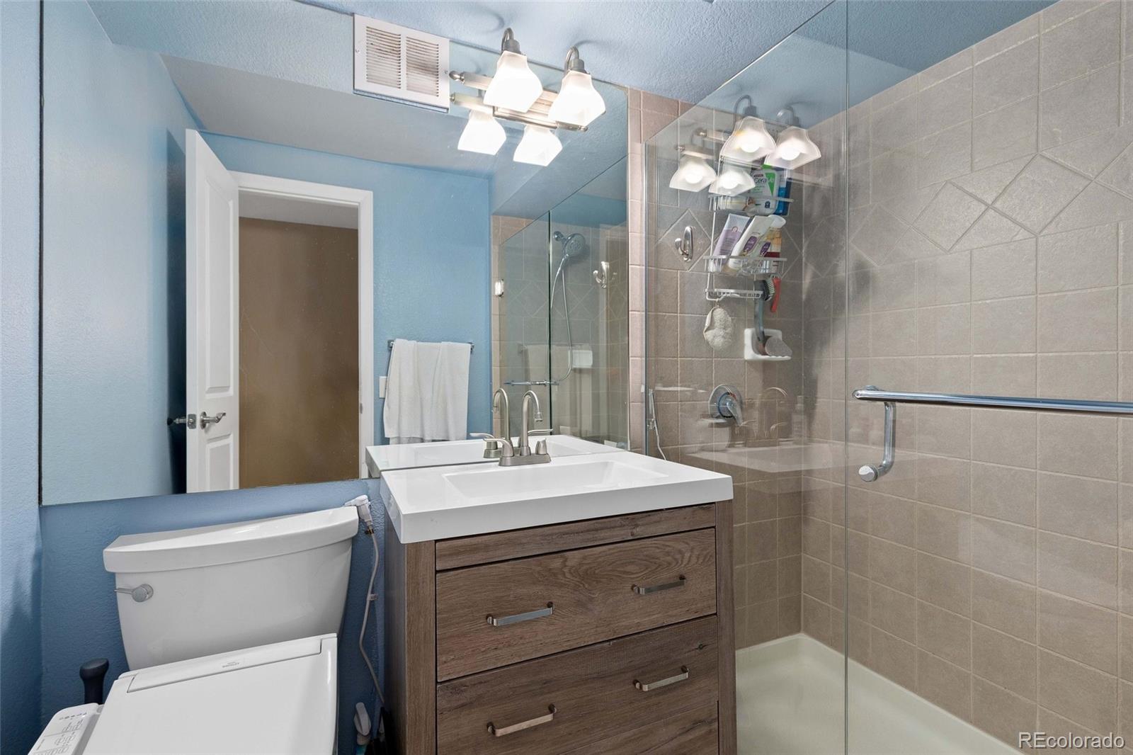 MLS Image #16 for 1150  vine street,denver, Colorado